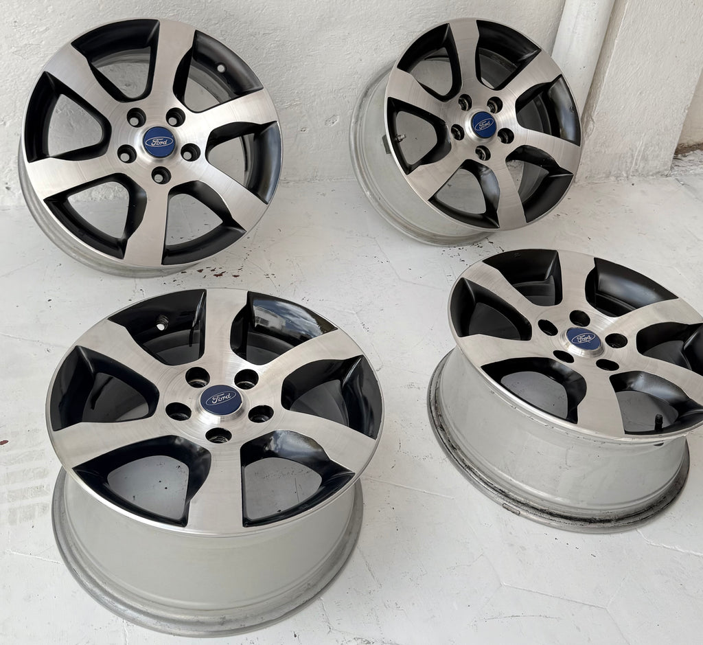 4 Rines 16” Ford Mustang, Ranger y Explorer – 5×114