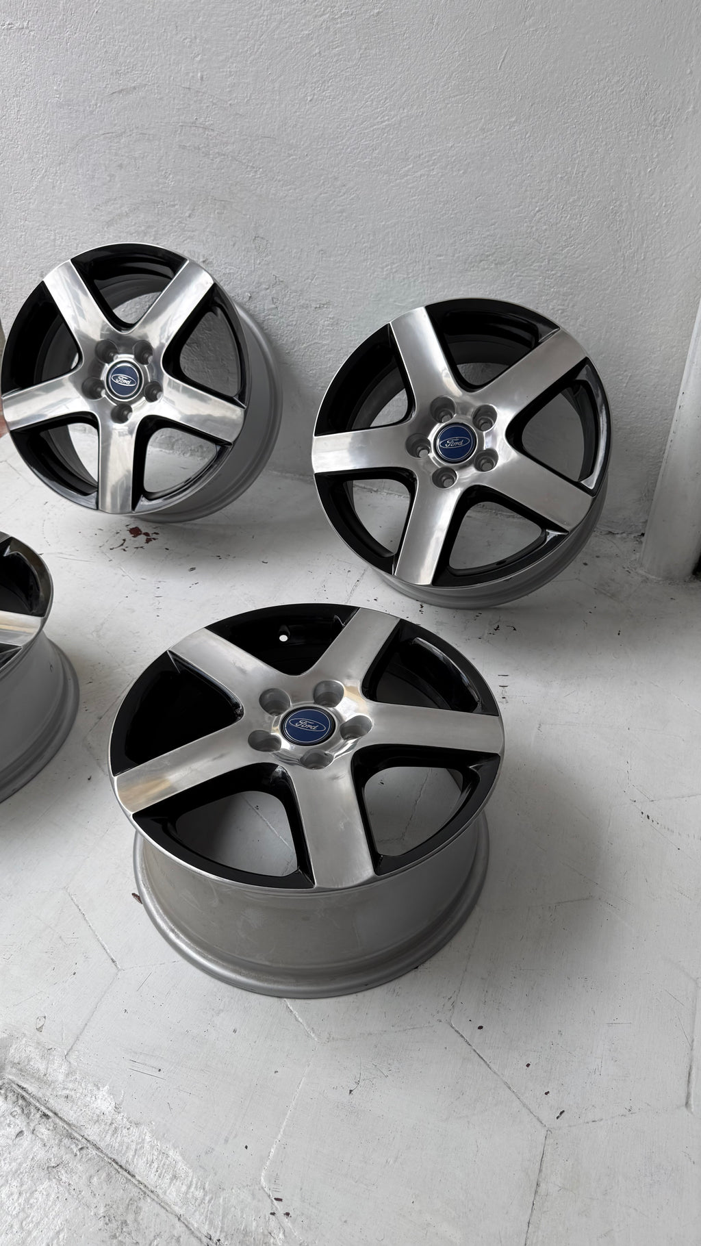 4 Rines 17” Ronal para Ford Mustang, Ranger y Explorer – 5×114