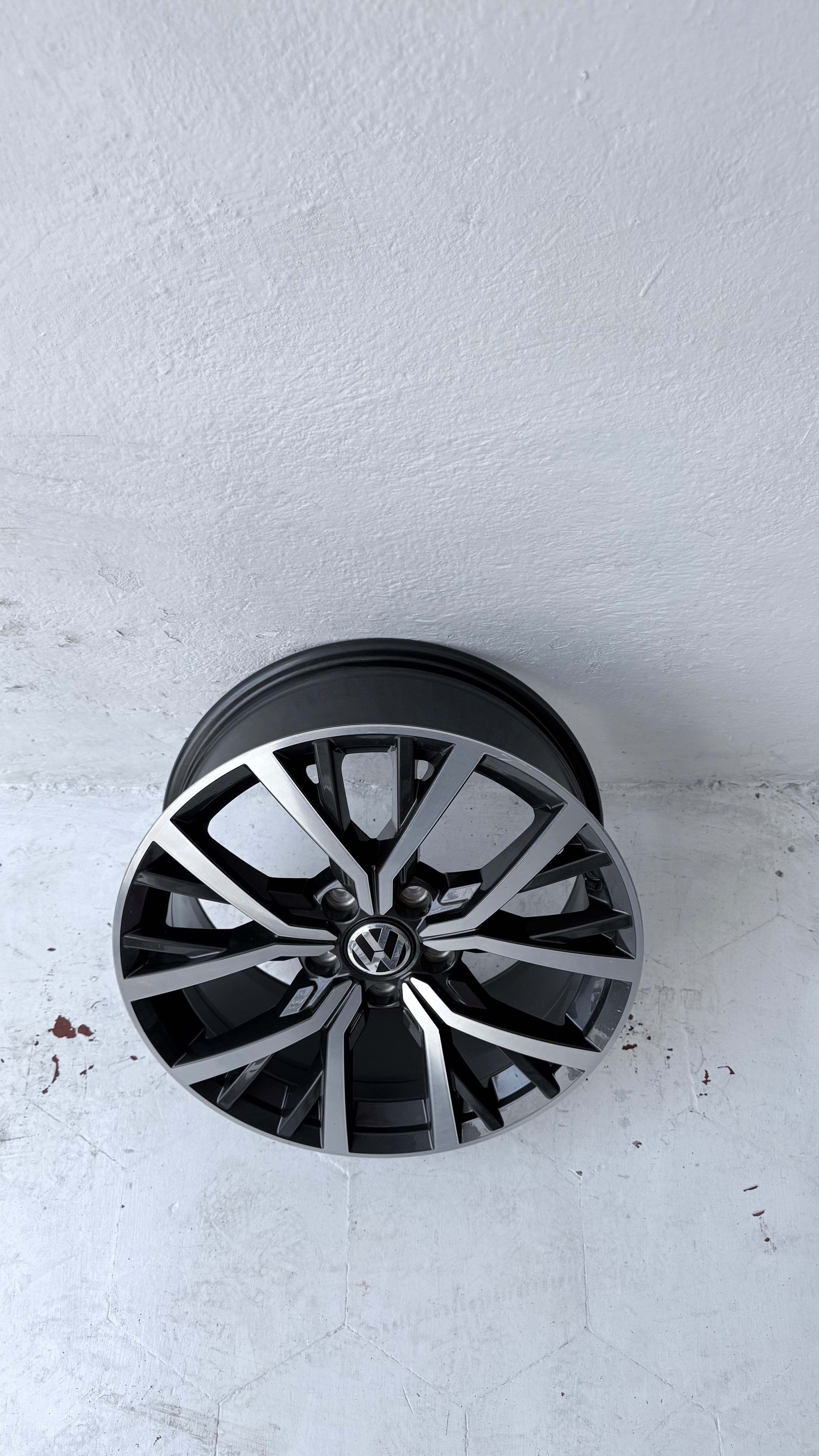 1 Rin 17” Volkswagen – 5×112