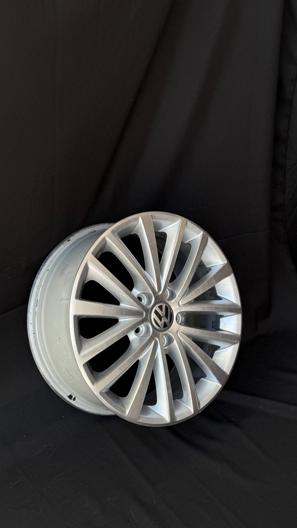 4 Rines 17” Volkswagen Jetta MK6 Sport Originales Seminuevos 5x112