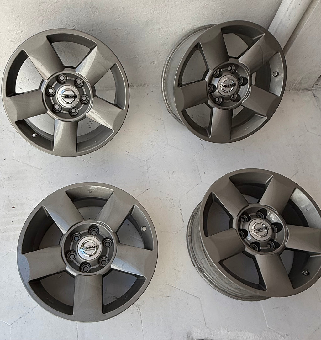 4 Rines 18” Nissan D21 Estacas Seminuevos Originales 6x139