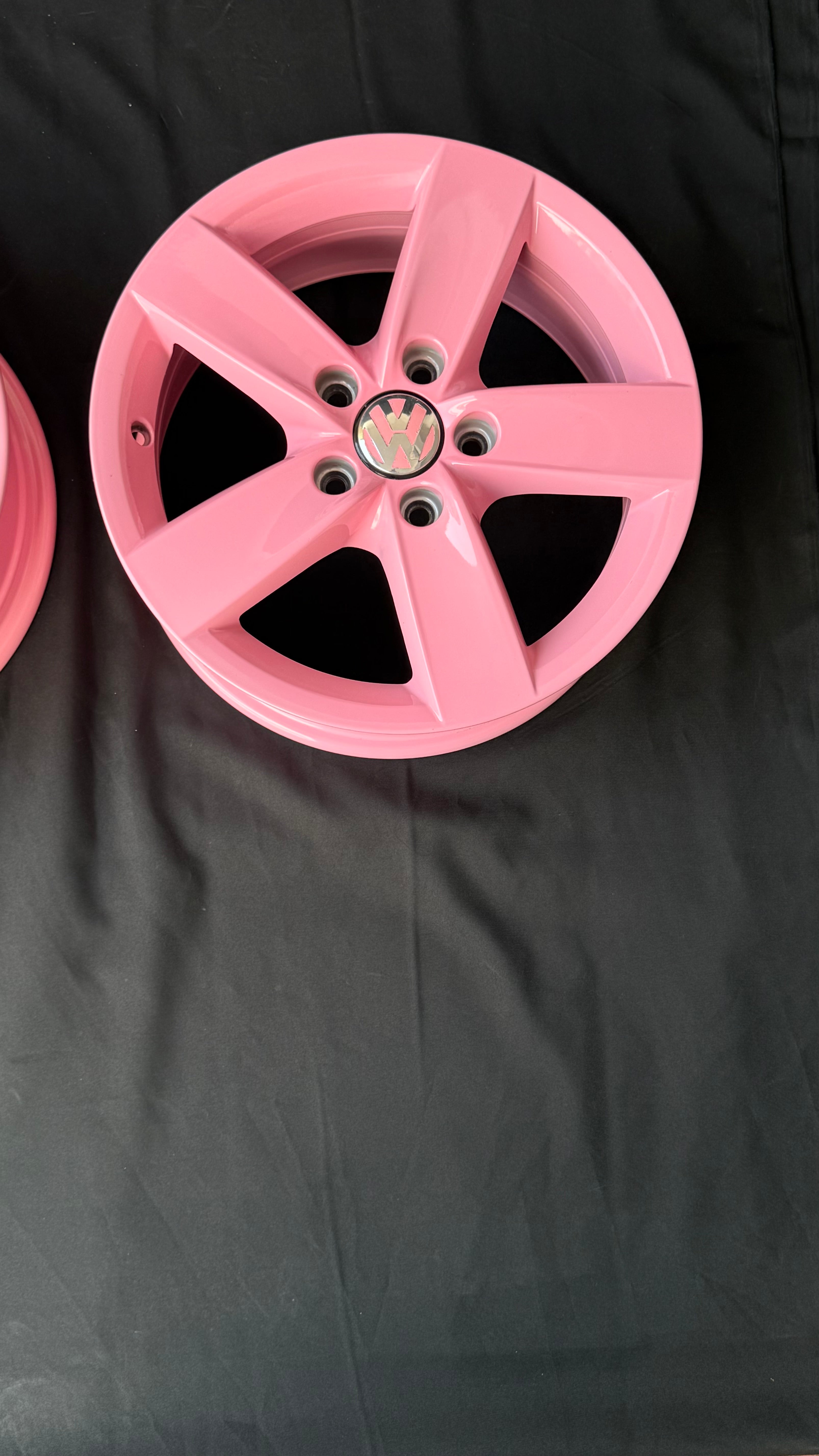 4 Rines 16” Edición Barbie Volkswagen New Beetle Nuevos y Originales
