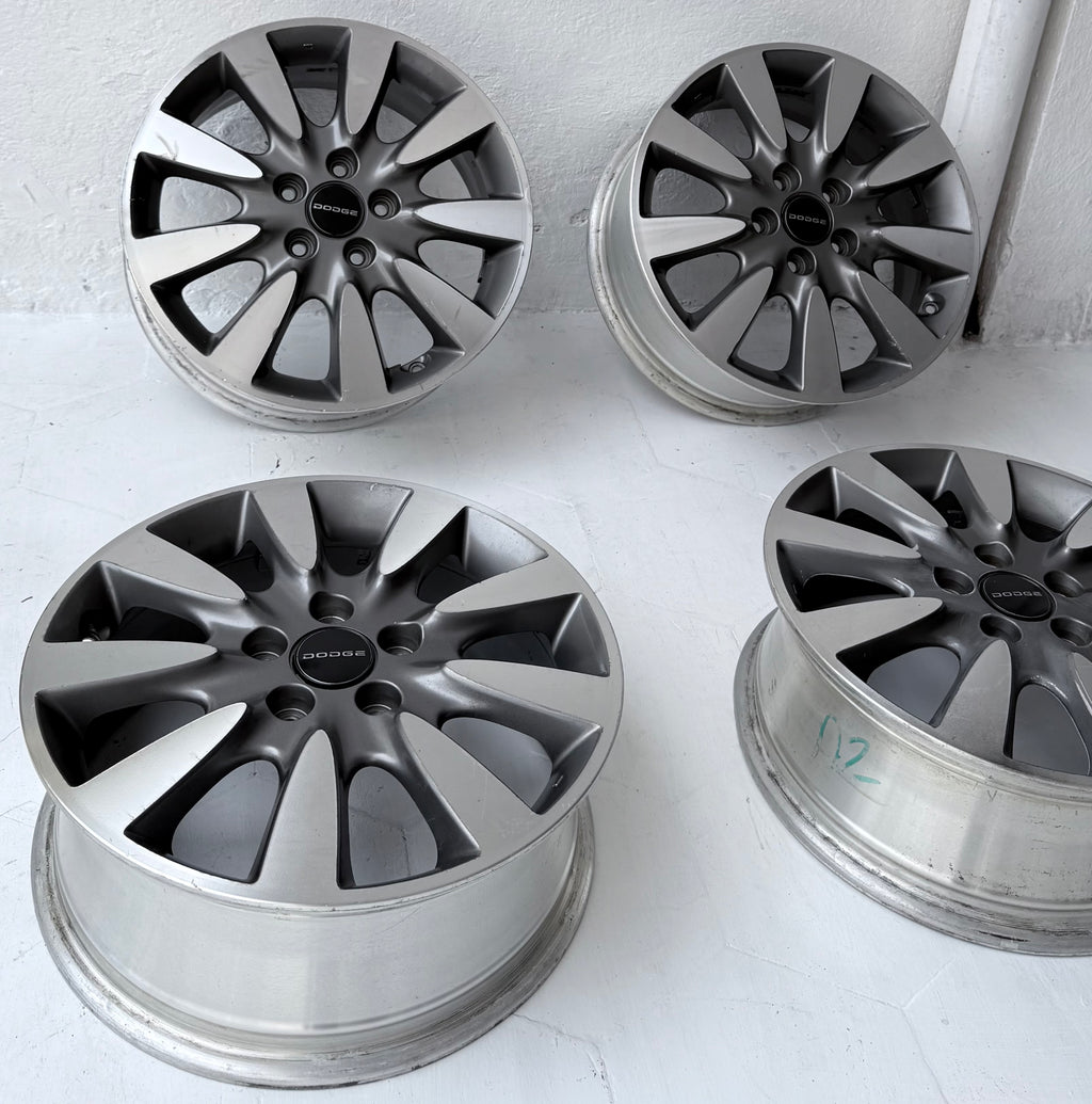 4 Rines 17” Dodge Voyager, Caravan, Nitro, Avenger y 300C – 5×114