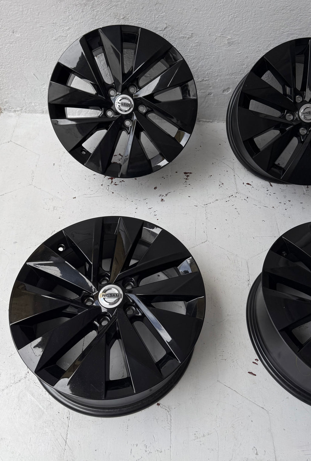 4 Rines 17” Nissan – 5×114