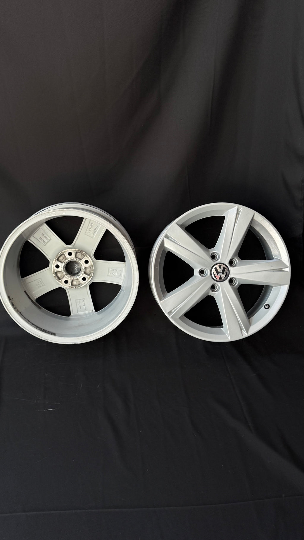 4 Rines 17” Volkswagen Golf Jetta Originales Seminuevos 5x112