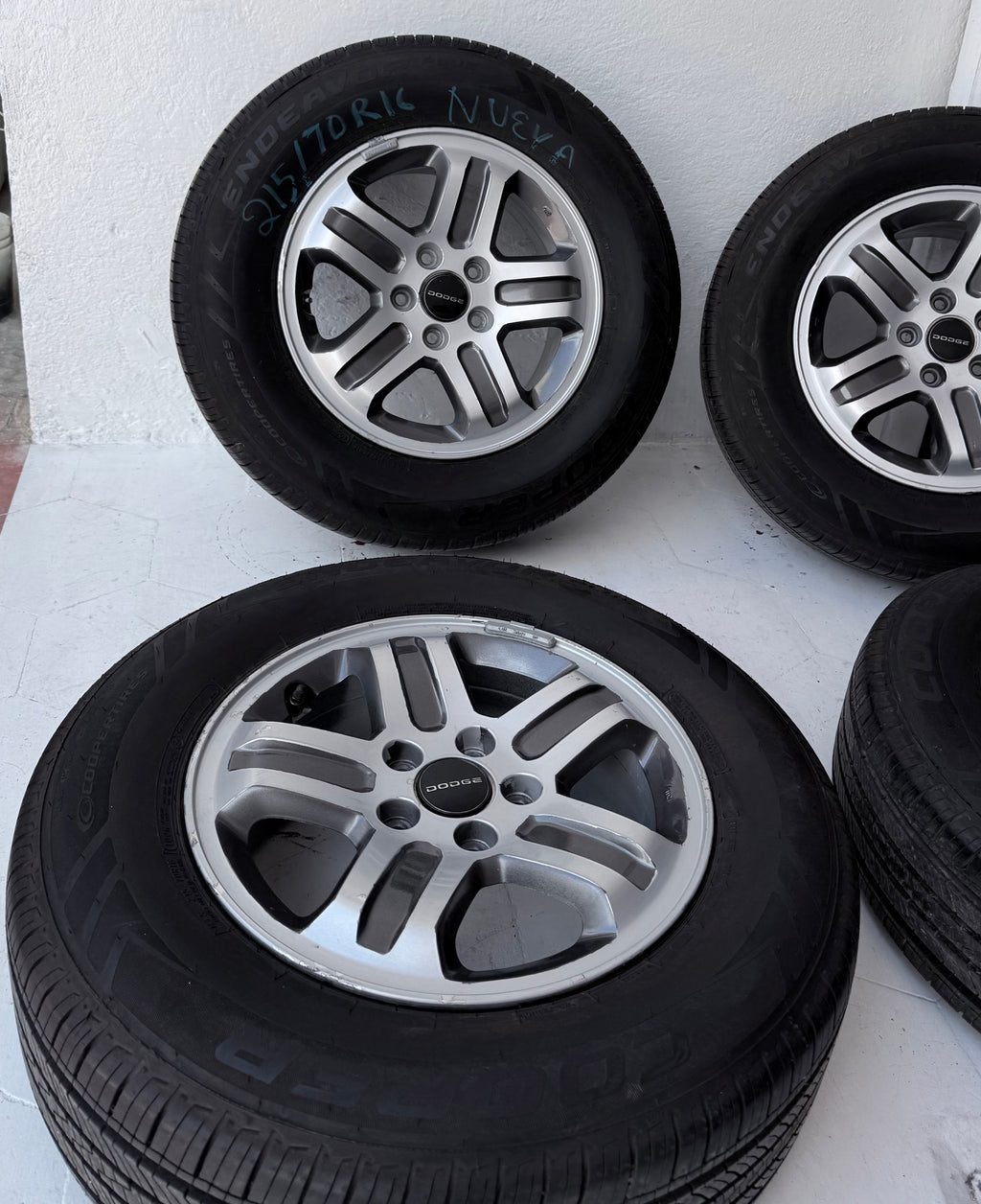 4 Rines con llantas 16” Dodge Voyager, Caravan, Avenger, Nitro y Jeep Liberty, Compass y Patriot – 5×114