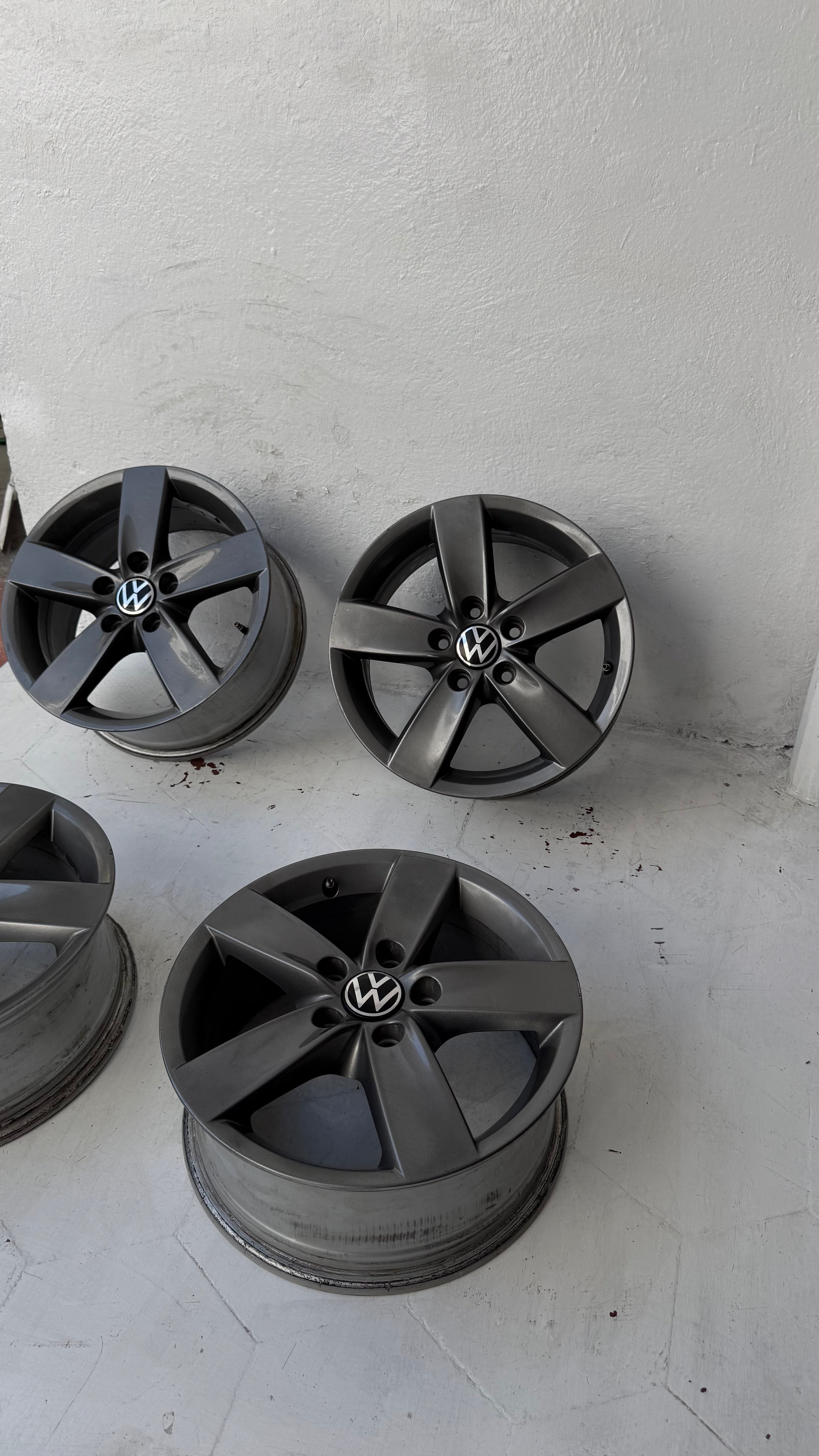 4 Rines 16” Volkswagen Golf, Jetta MK6 y MK7 – 5×112