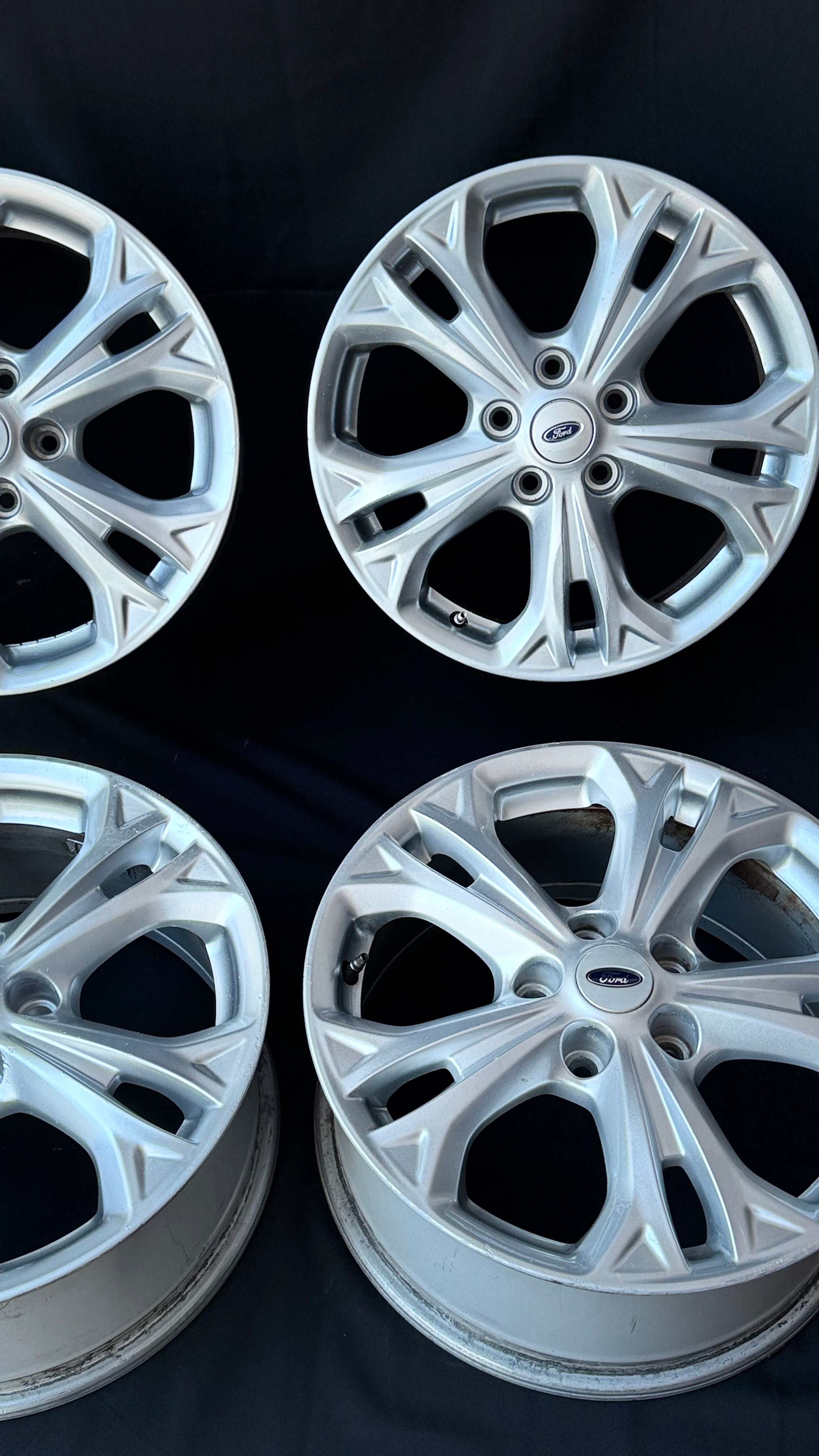 4 rines 17 pulgadas Ford Escape y Fusion 2013-2022 originales 5x108
