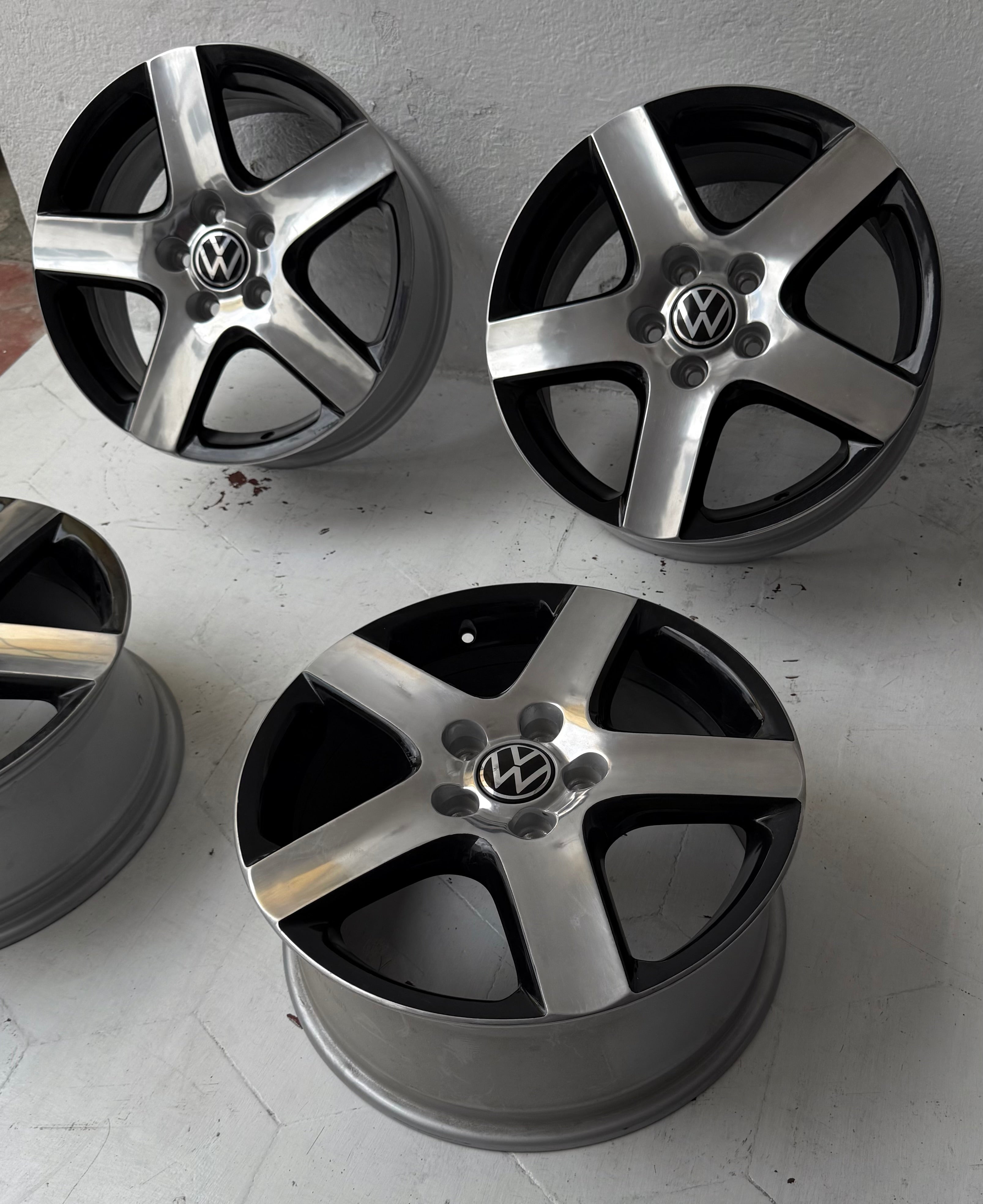 4 Rines 17” Ronal para Volkswagen Tiguan, Taos, Golf, Jetta MK6, MK7, Passat y New Beetle – 5×112