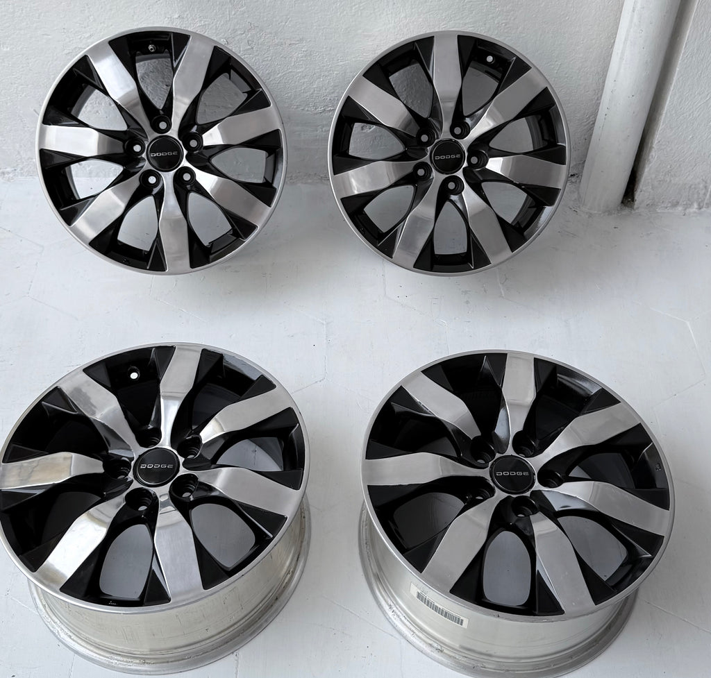 4 Rines 17” Dodge Voyager, Caravan, Nitro, Avenger y 300C – 5×114