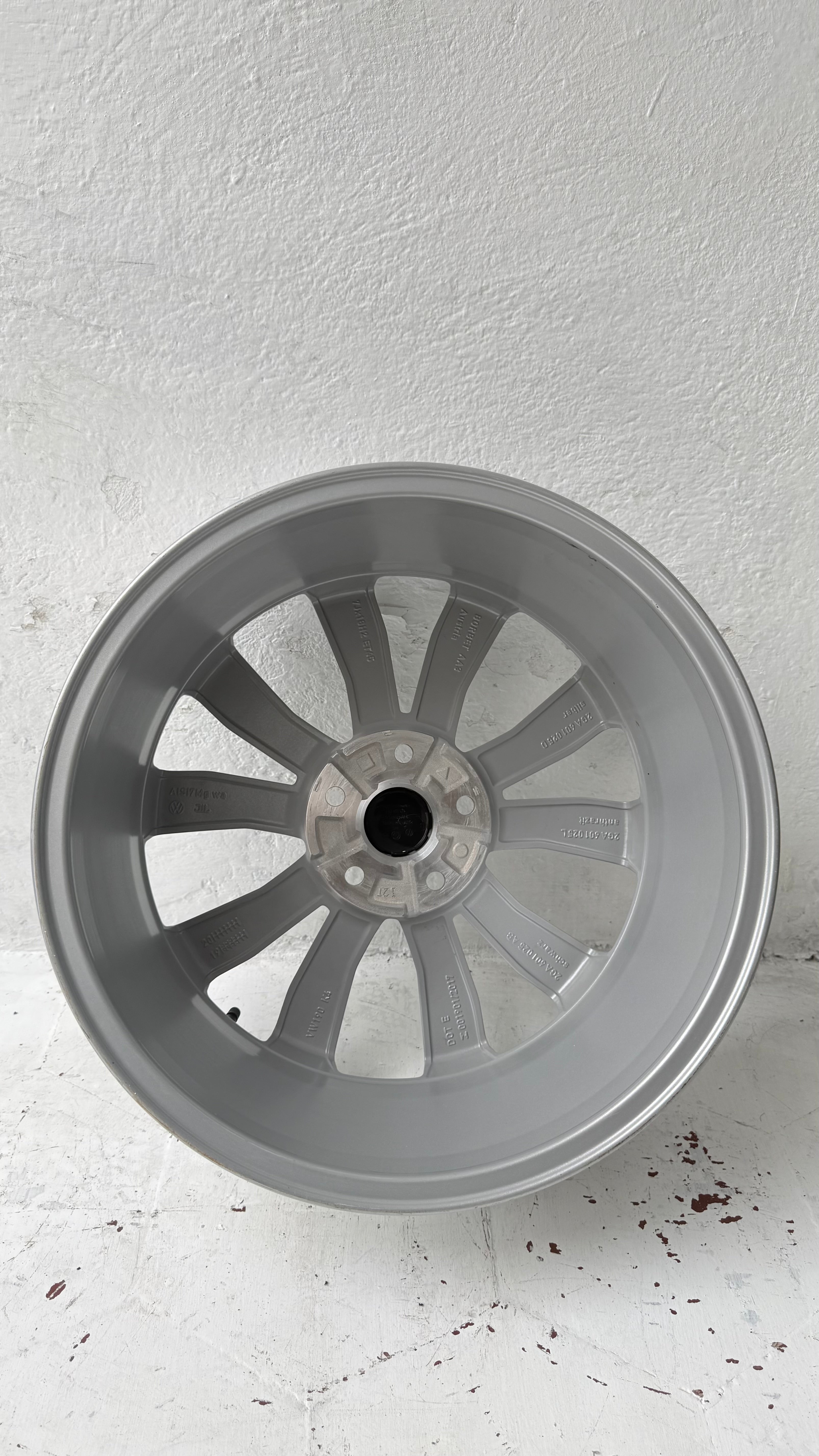4 Rines 18” Volkswagen Tiguan R-Line – 5×112
