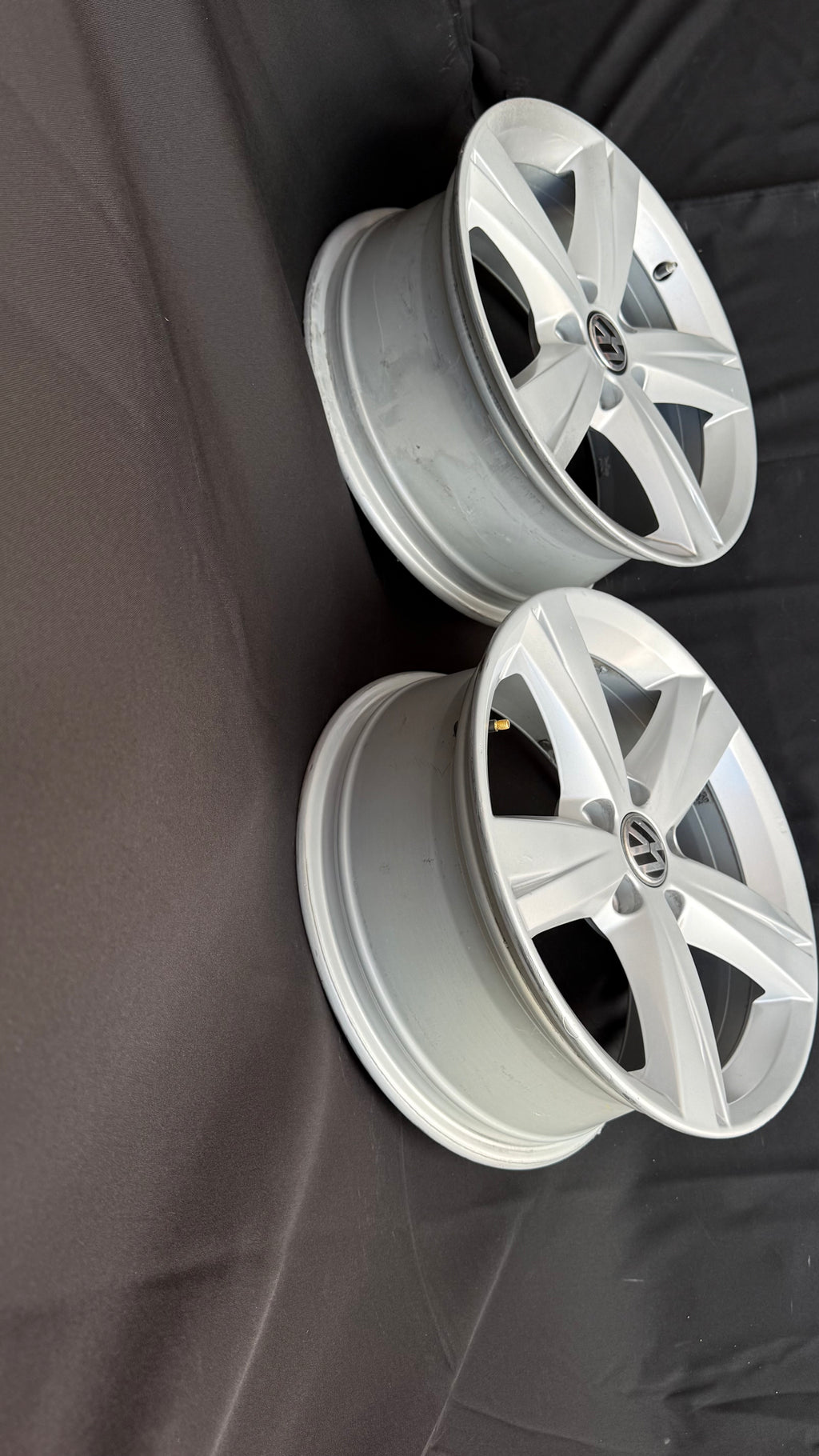 4 Rines 17” Volkswagen Golf Jetta Originales Seminuevos 5x112