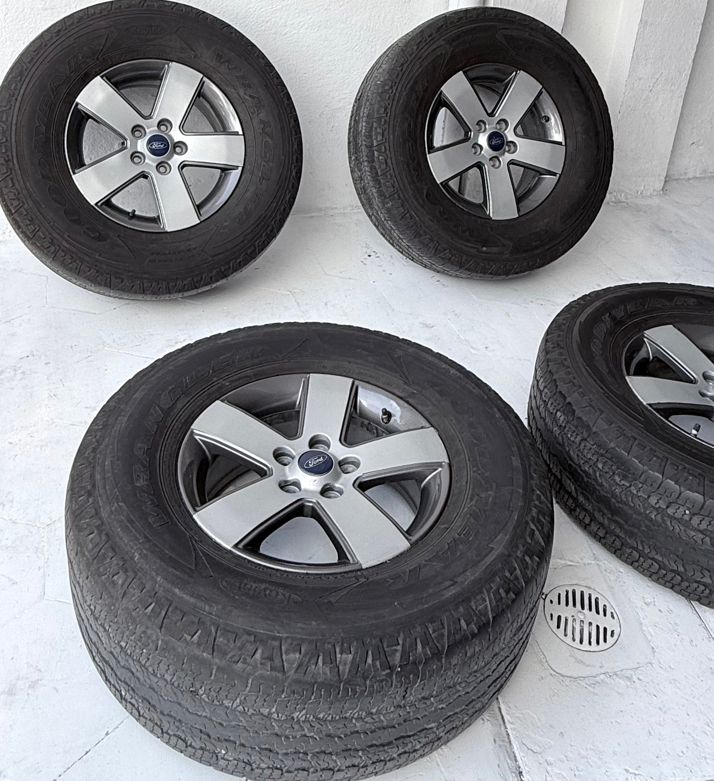 4 Rines con llantas 16” Ford Ranger y Explorer – 5×114