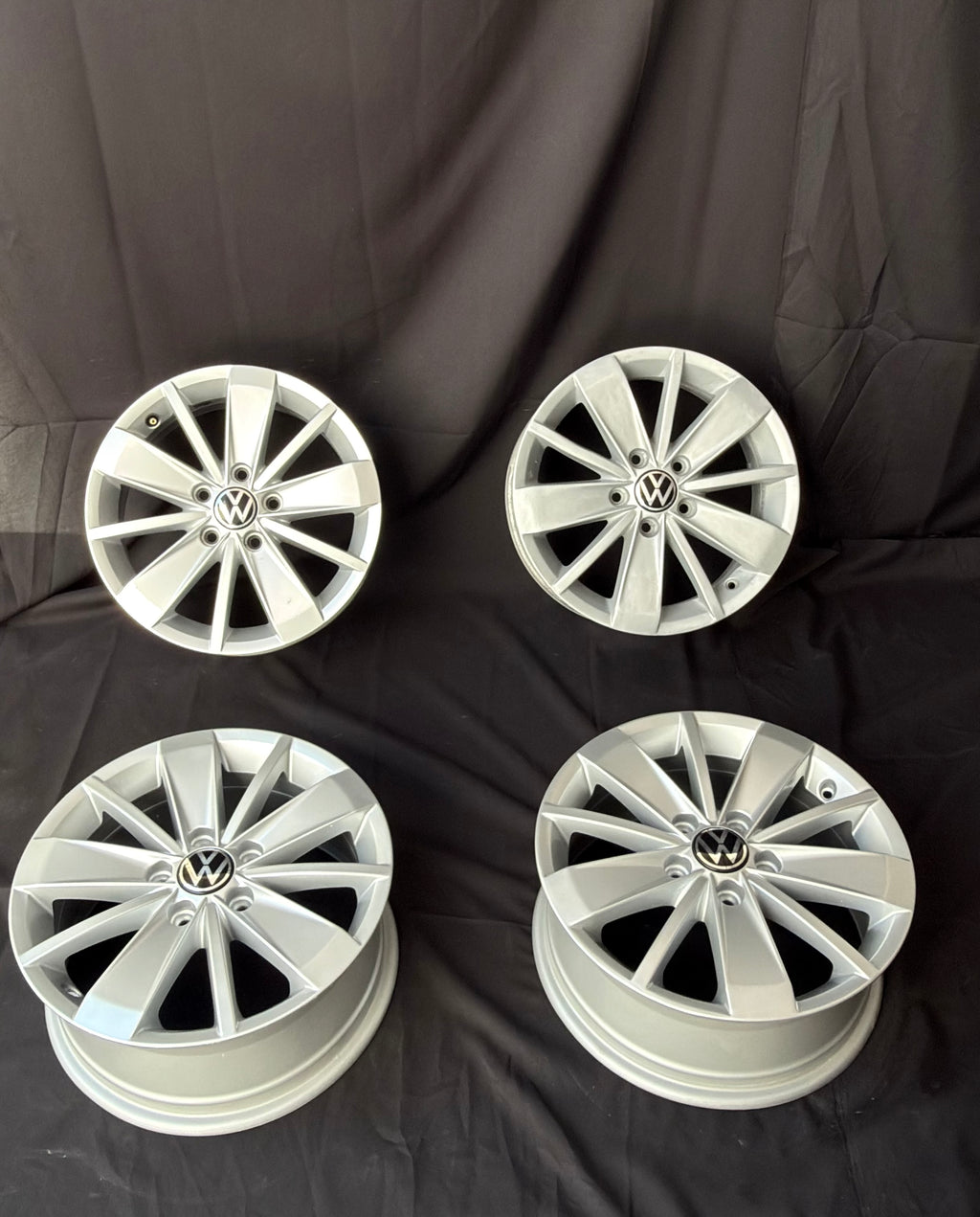 4 Rines 16” Volkswagen MK6 MK7 Originales Seminuevos 5x112