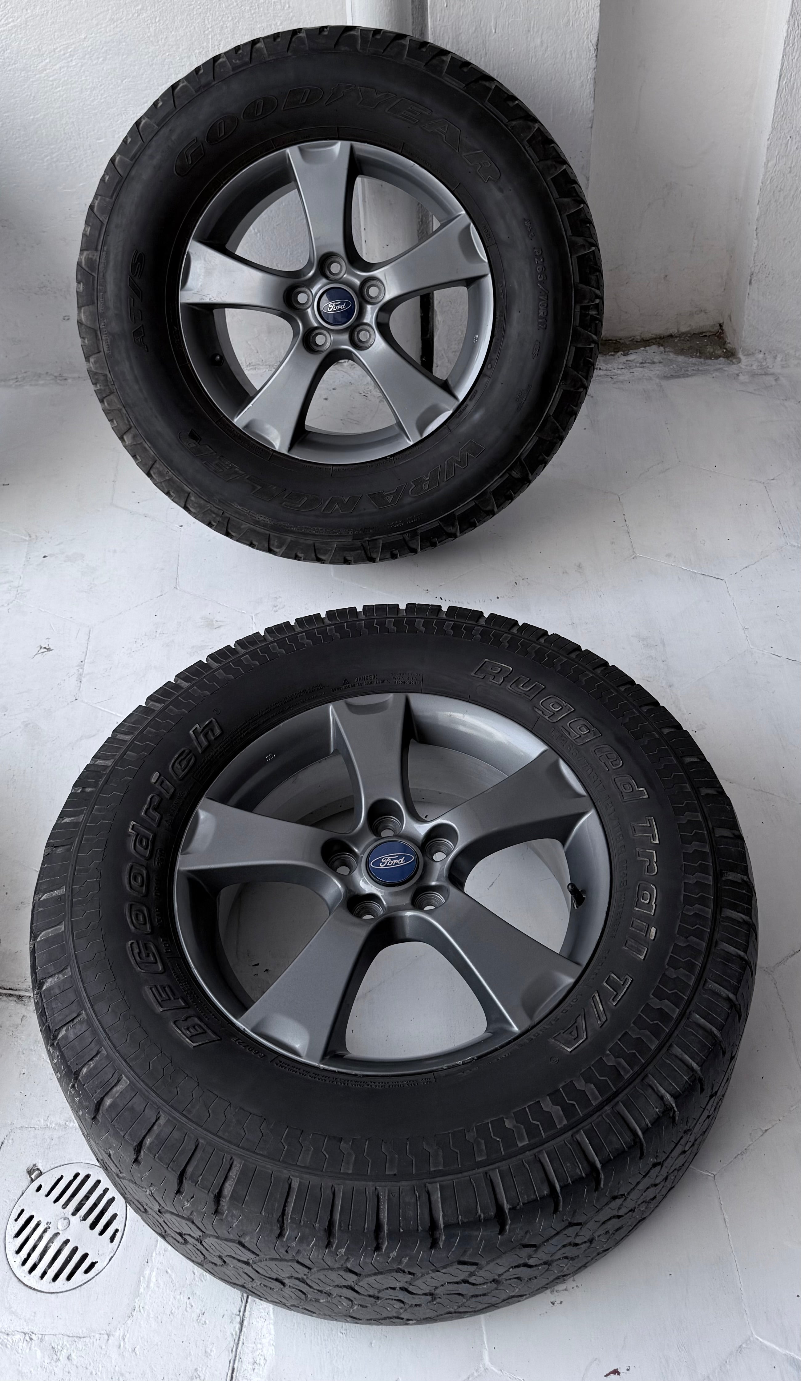 4 Rines con llantas 17” Ford Ranger y Explorer – 5×114