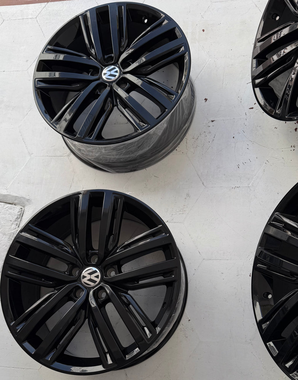 4 Rines Nuevos 19” Volkswagen Tiguan, Taos, Jetta MK7 y Jetta MK6 5X114