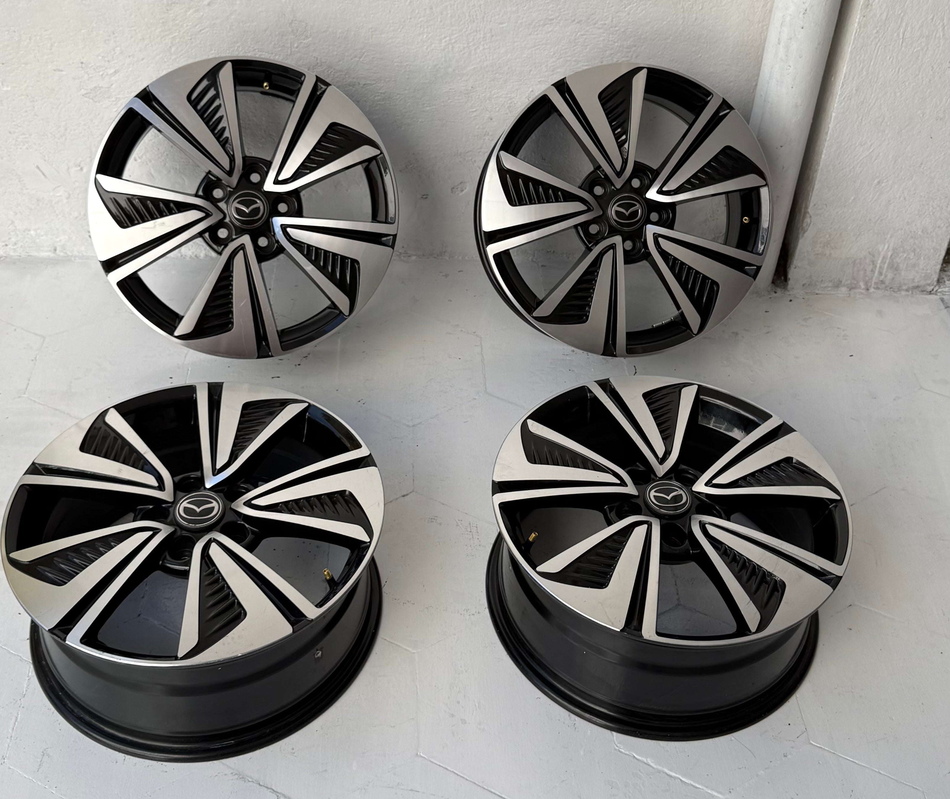 4 Rines 17” Mazda 3, Mazda 6, CX-3, CX-5 y CX-7 Nuevos y Originales 5x114