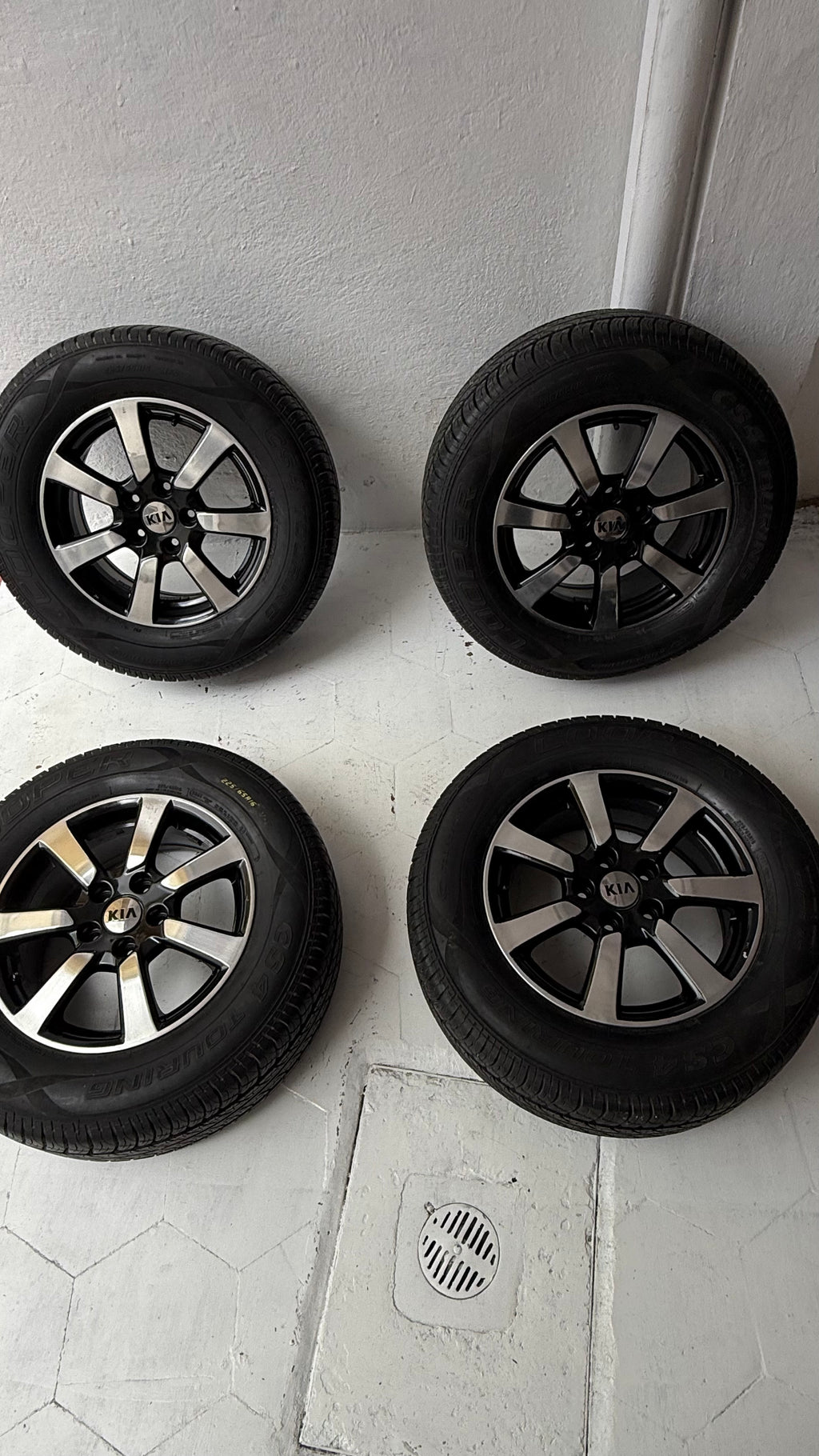 4 Rines con Llantas 16” Kia Forte, Optima y Sportage; Hyundai Tucson – 5×114