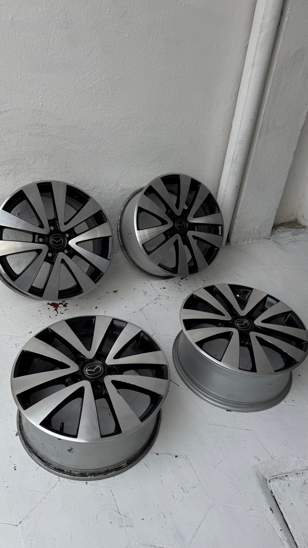 4 Rines 17” Mazda – 5×114
