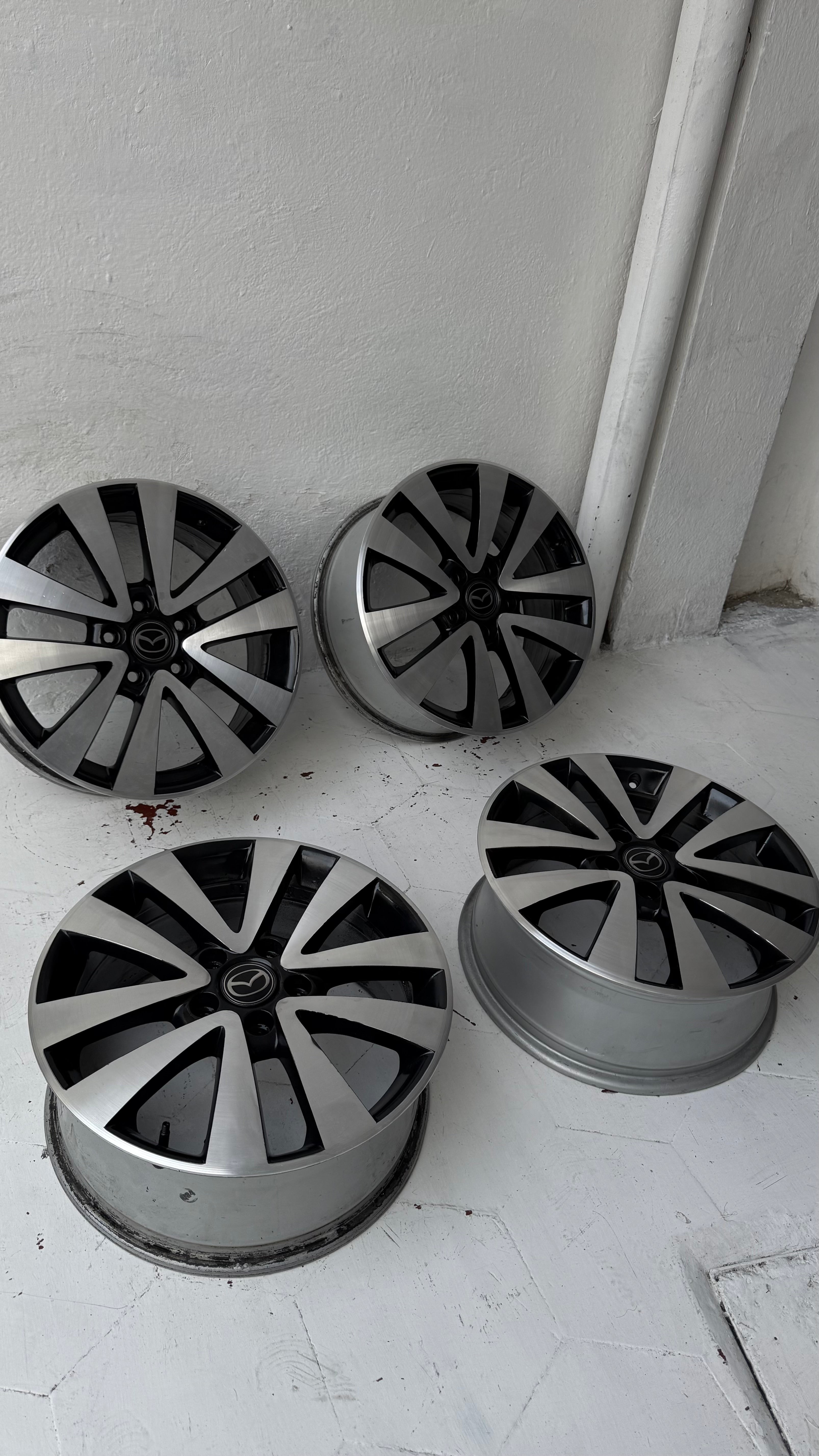 4 Rines 17” Mazda – 5×114