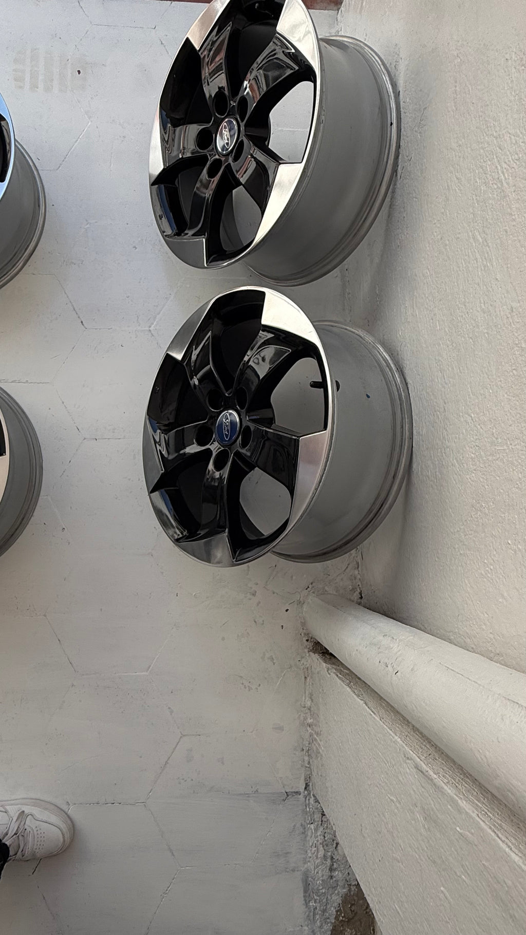 4 Rines 17” Ford Mustang, Ranger y Explorer Originales Seminuevos 5x114