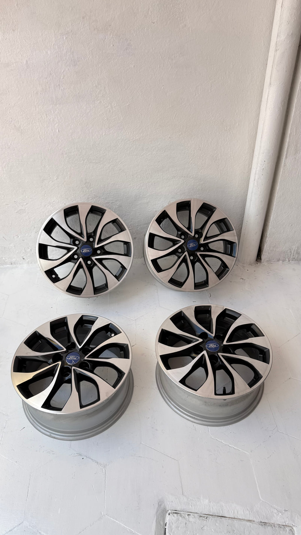 4 Rines 16” Ford Mustang, Ranger y Explorer Originales Seminuevos 5x114