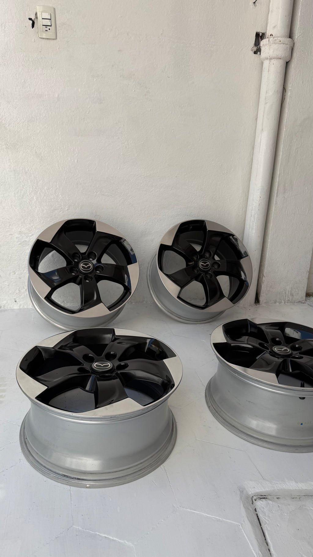 4 Rines 17” Mazda 3, Mazda 6, CX-3, CX-5 y CX-7 Originales Seminuevos 5x114