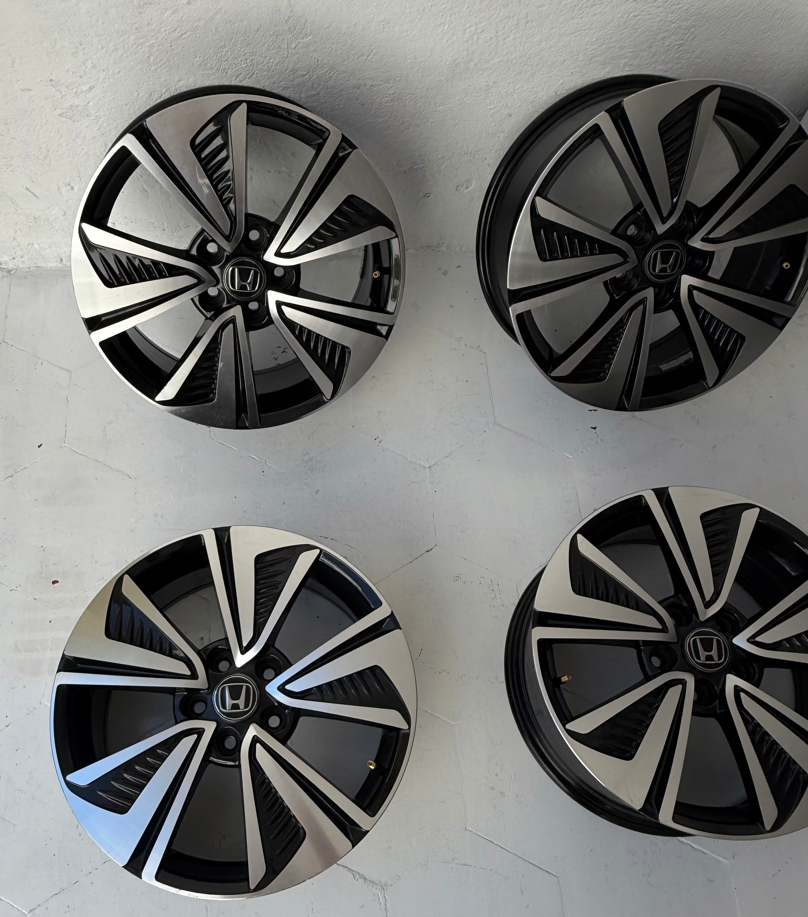 4 Rines 17” Honda Accord Civic CR-V HR-V Element Nuevos 5x114