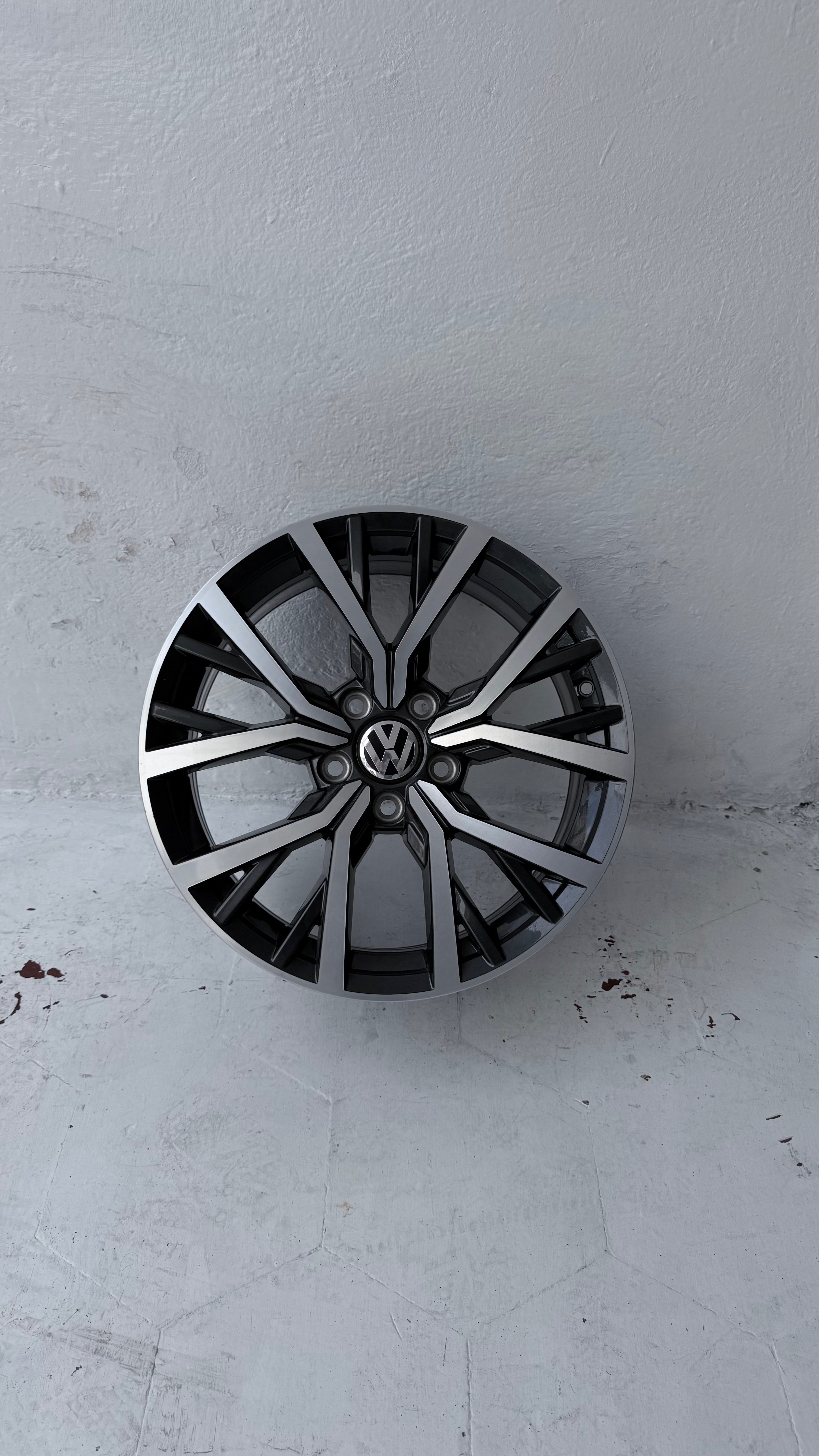1 Rin 17” Volkswagen – 5×112