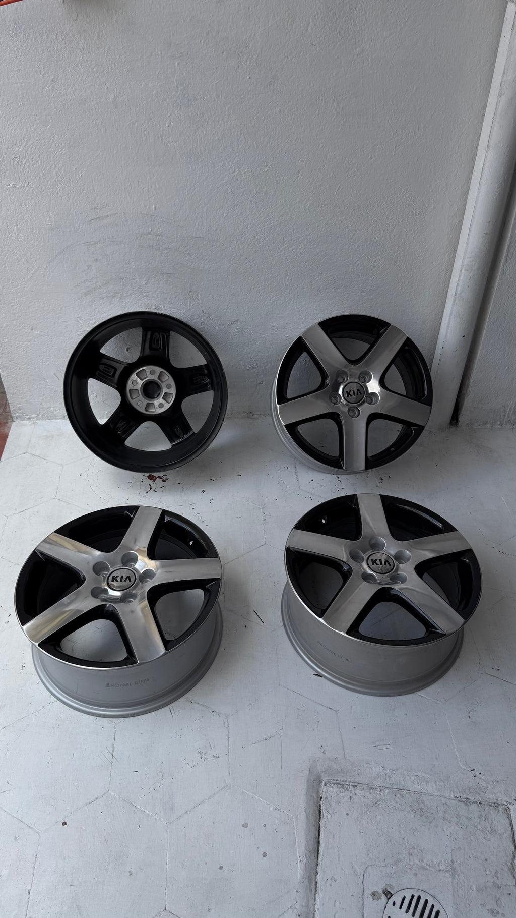 4 Rines 17” Ronal para Kia Forte, Sportage y Optima – 5×114