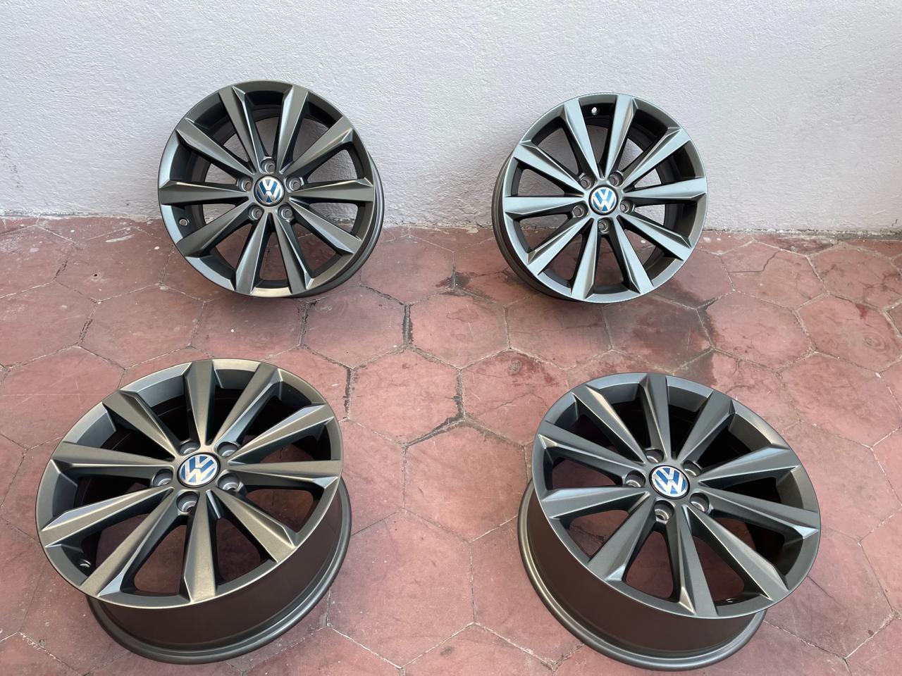 Juego de 4 Rines 17" Nuevos Volkswagen Taos Jetta MK7 MK6 New Beetle Passat Bora Originales 5x112