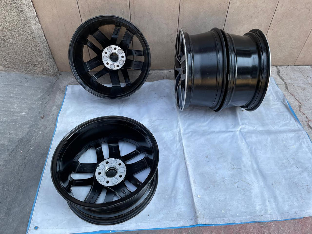 4 Rines 17” Volkswagen Golf Jetta MK6 MK7 Tiguan Taos Originales Nuevos 5x112