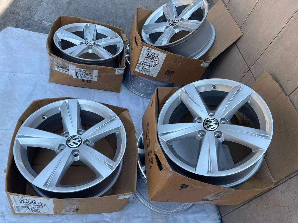 4 Rines 17" Volkswagen Taos Tiguan Jetta MK7 MK6 Passat Originales 5x112 Nuevos