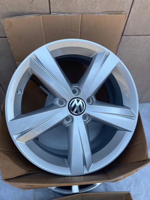 1 Rin 17" Volkswagen Taos Tiguan Jetta MK7 MK6 Passat Original 5x112