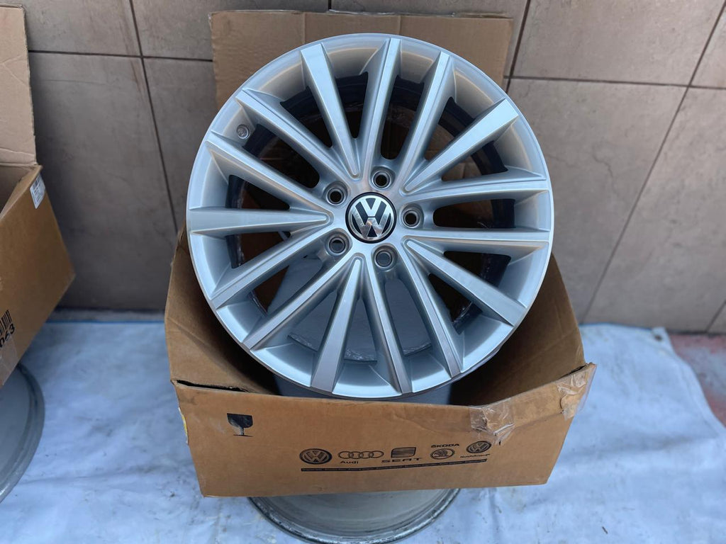 4 Rines 16" Volkswagen Sport Jetta MK6 Jetta MK7 Tiguan Taos Passat Originales 5x112 Nuevos