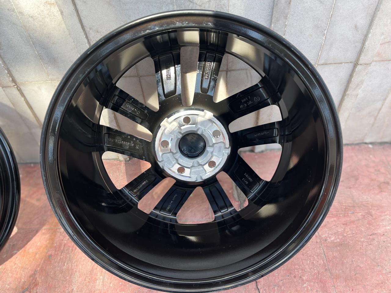 4 Rines 17” Nuevos Originales Volkswagen Tiguan Taos Jetta MK7 MK6 Passat Beetle Bora 5x112