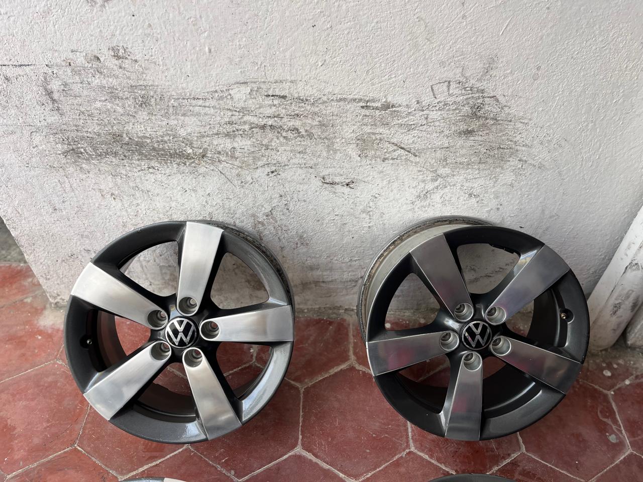 4 Rines 16” Volkswagen Jetta MK6 MK7 Originales VW 5x112 Seminuevos