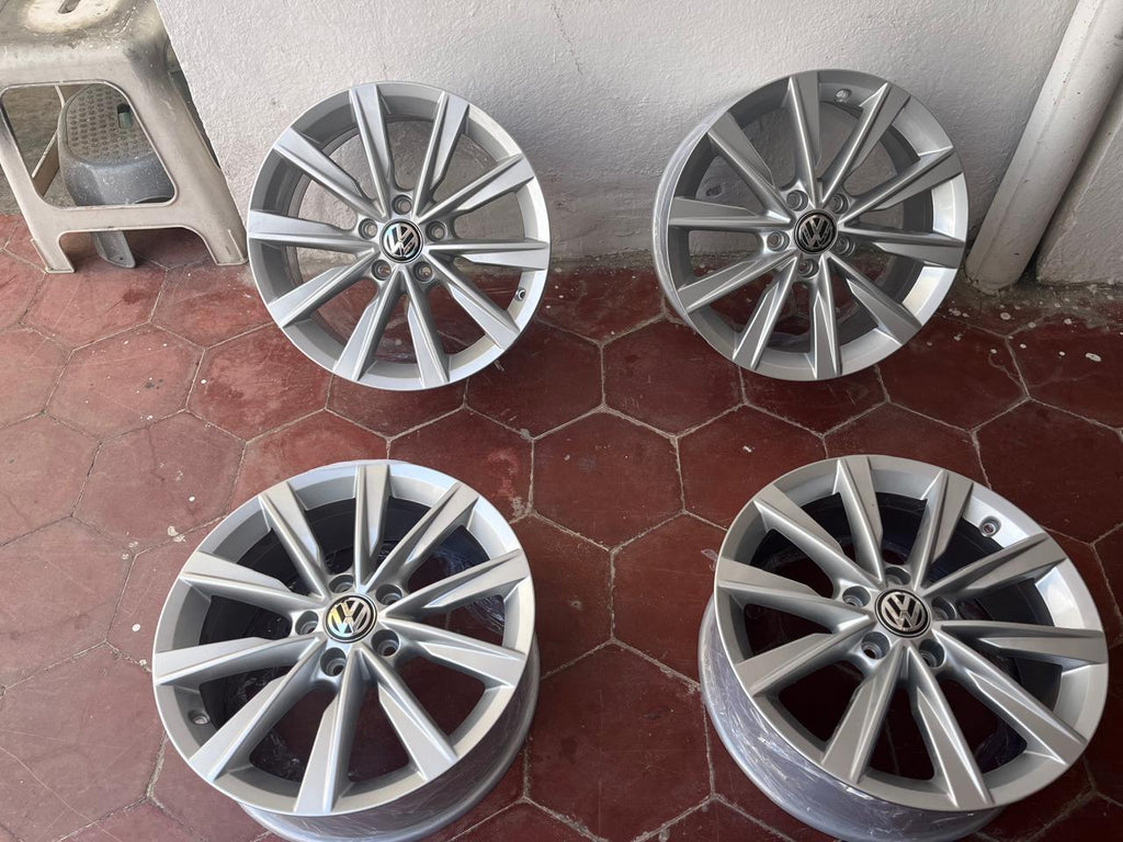 4 Rines 17" Volkswagen Tiguan Taos Golf Jetta MK7 MK6 Originales 5x112 Nuevos