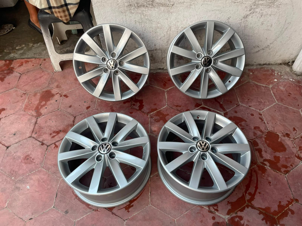 4 Rines 17" Volkswagen Jetta MK7 MK6 Taos Tiguan New Beetle Originales 5x112 Nuevos