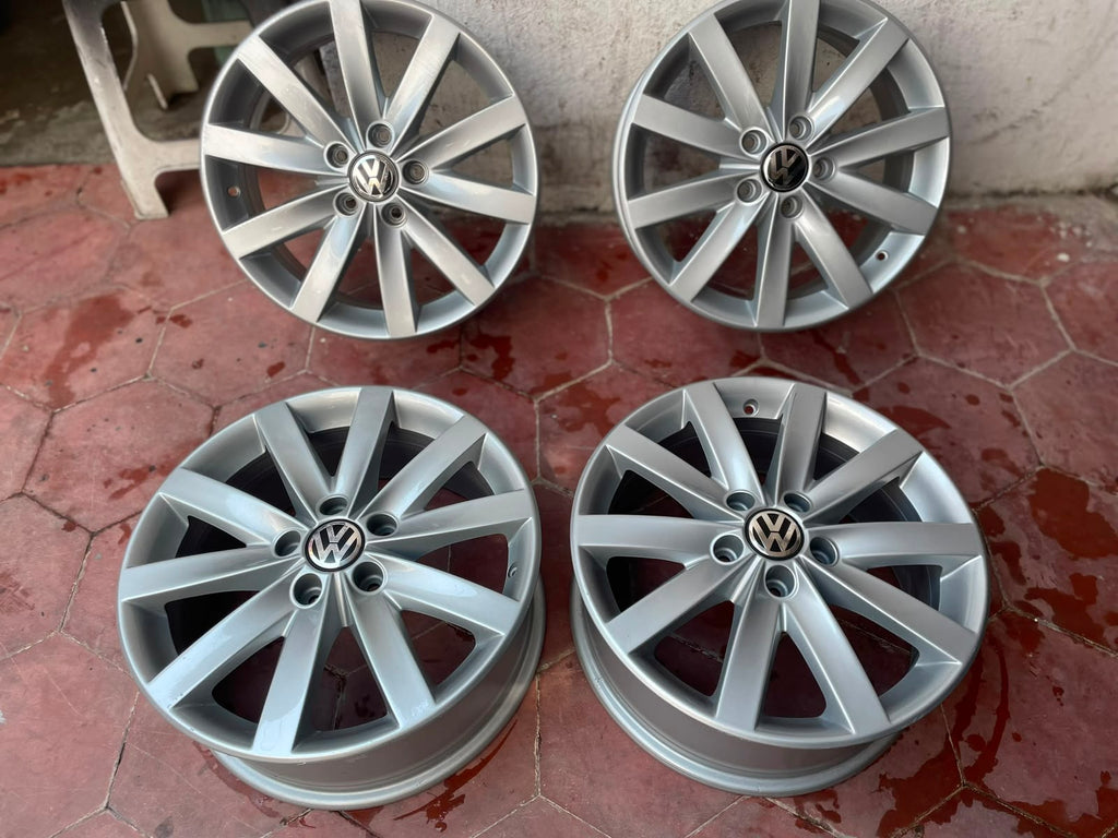 4 Rines 17" Volkswagen Jetta MK7 MK6 Taos Tiguan New Beetle Originales 5x112 Nuevos