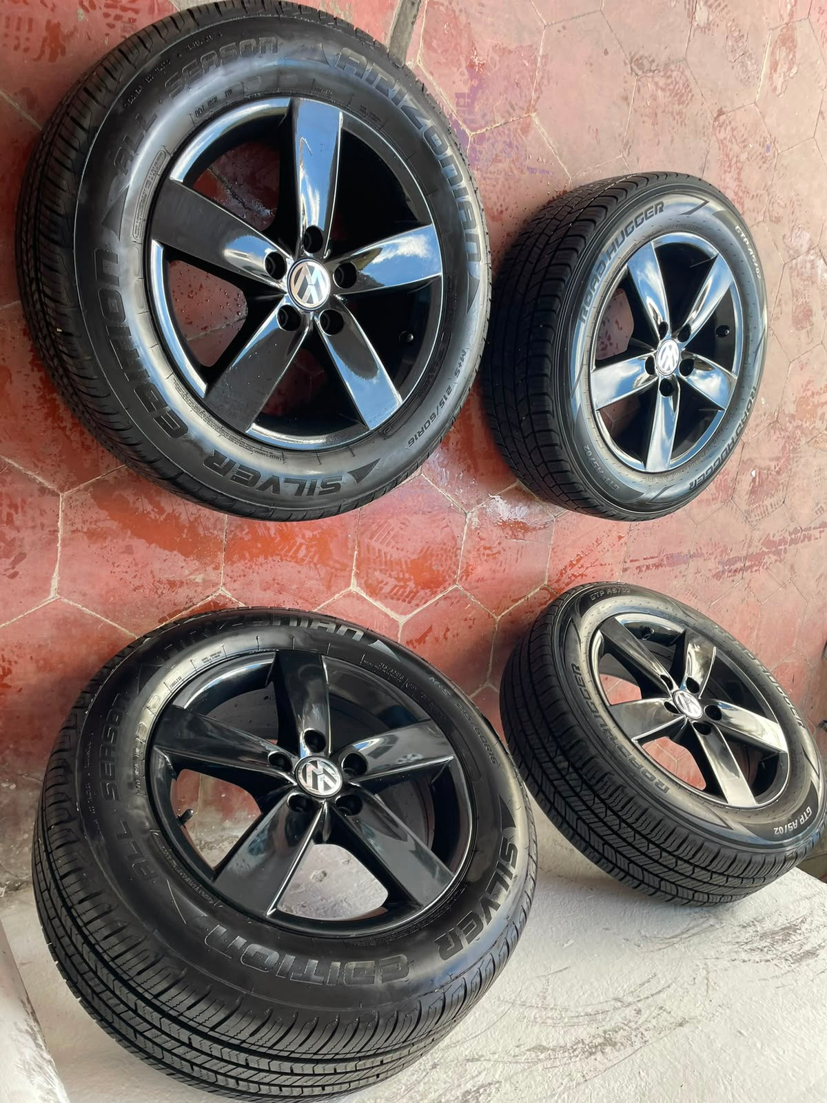 P035_VW_16_Jetta_Golf_MK7_MK6_Originales_5x112_ComoNuevos