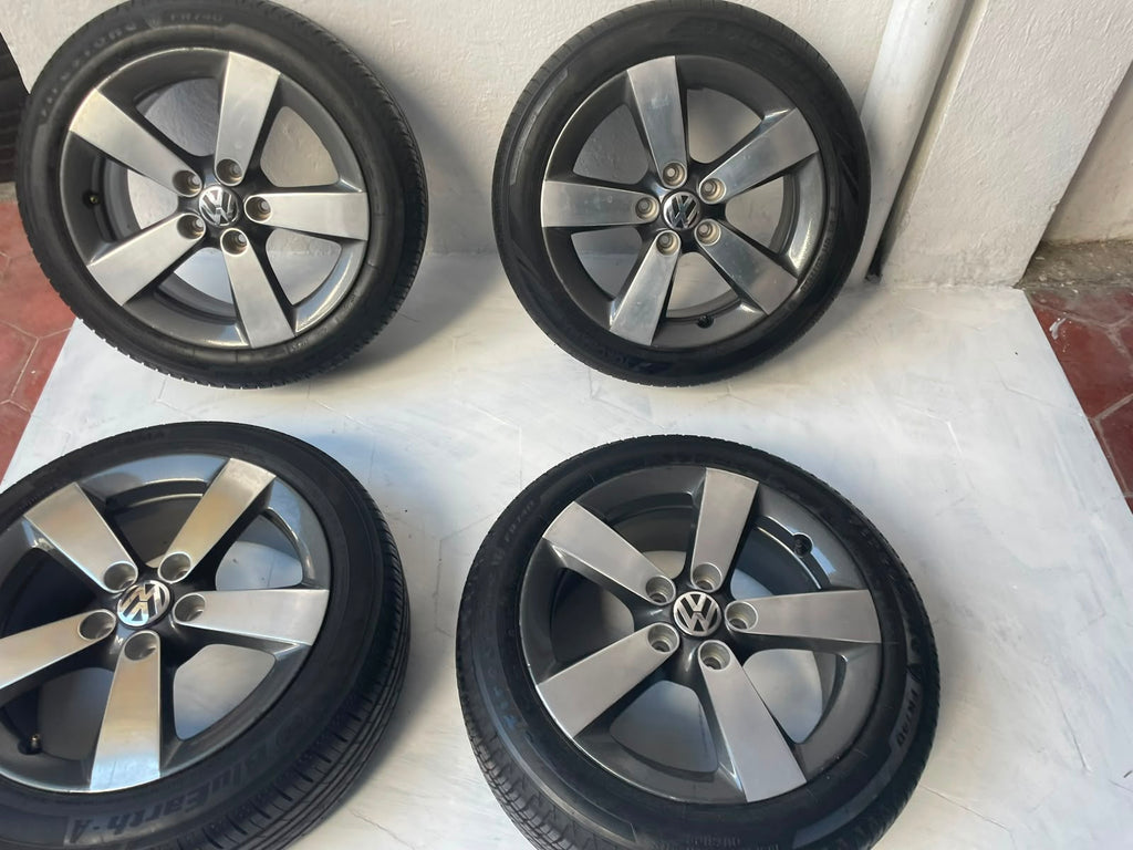 4 Rines y Llantas 16" Volkswagen Jetta MK7 MK6 Golf Originales 5x112 Seminuevos