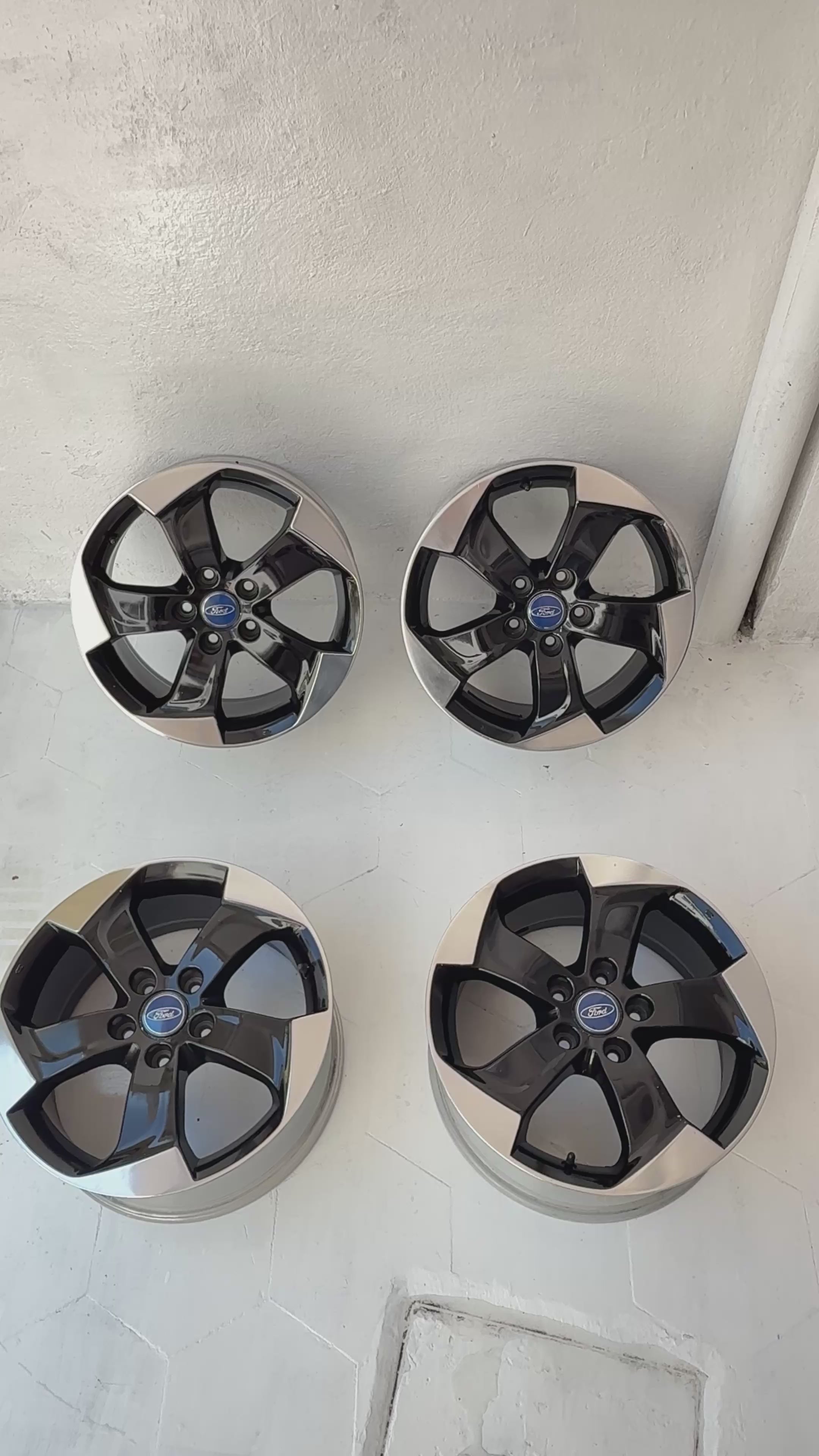 4 Rines 17” Ford Mustang, Ranger y Explorer Originales Seminuevos 5x114