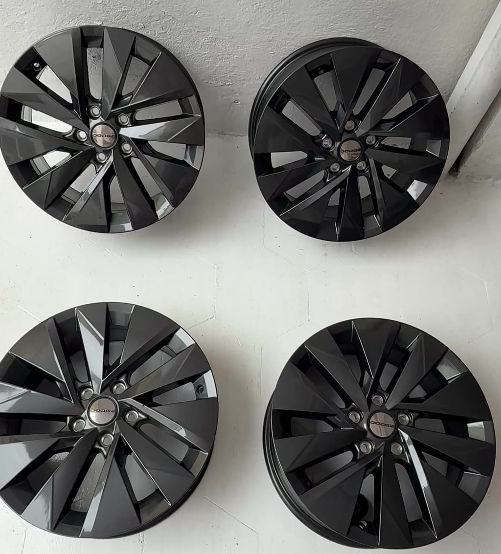 4 Rines 17” Dodge Voyager, Caravan, Nitro, Avenger, 300C y Jeep – 5×114 Nuevos