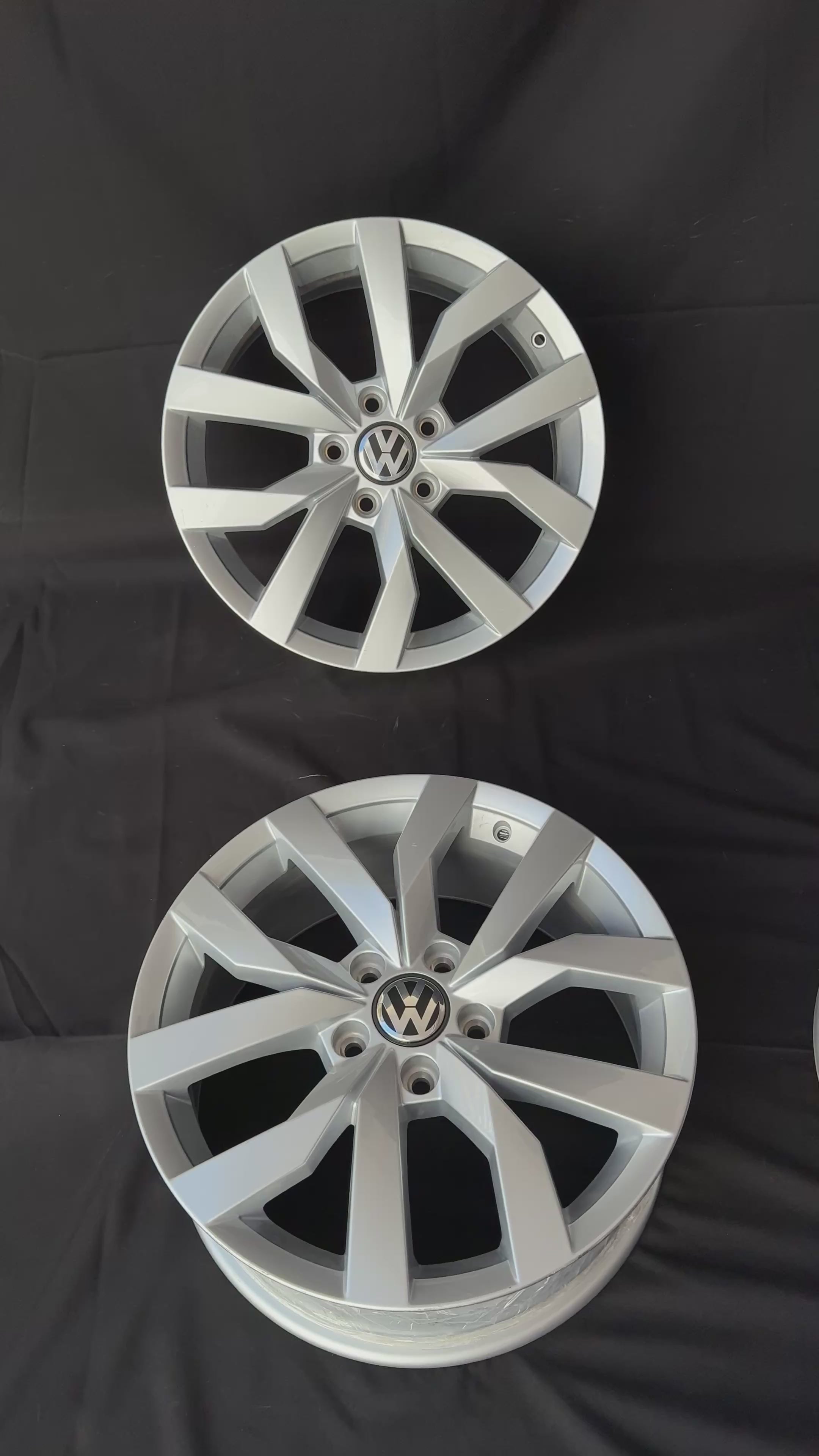 4 Rines 17” Volkswagen Golf TSI Jetta A7 A6 Originales Nuevos