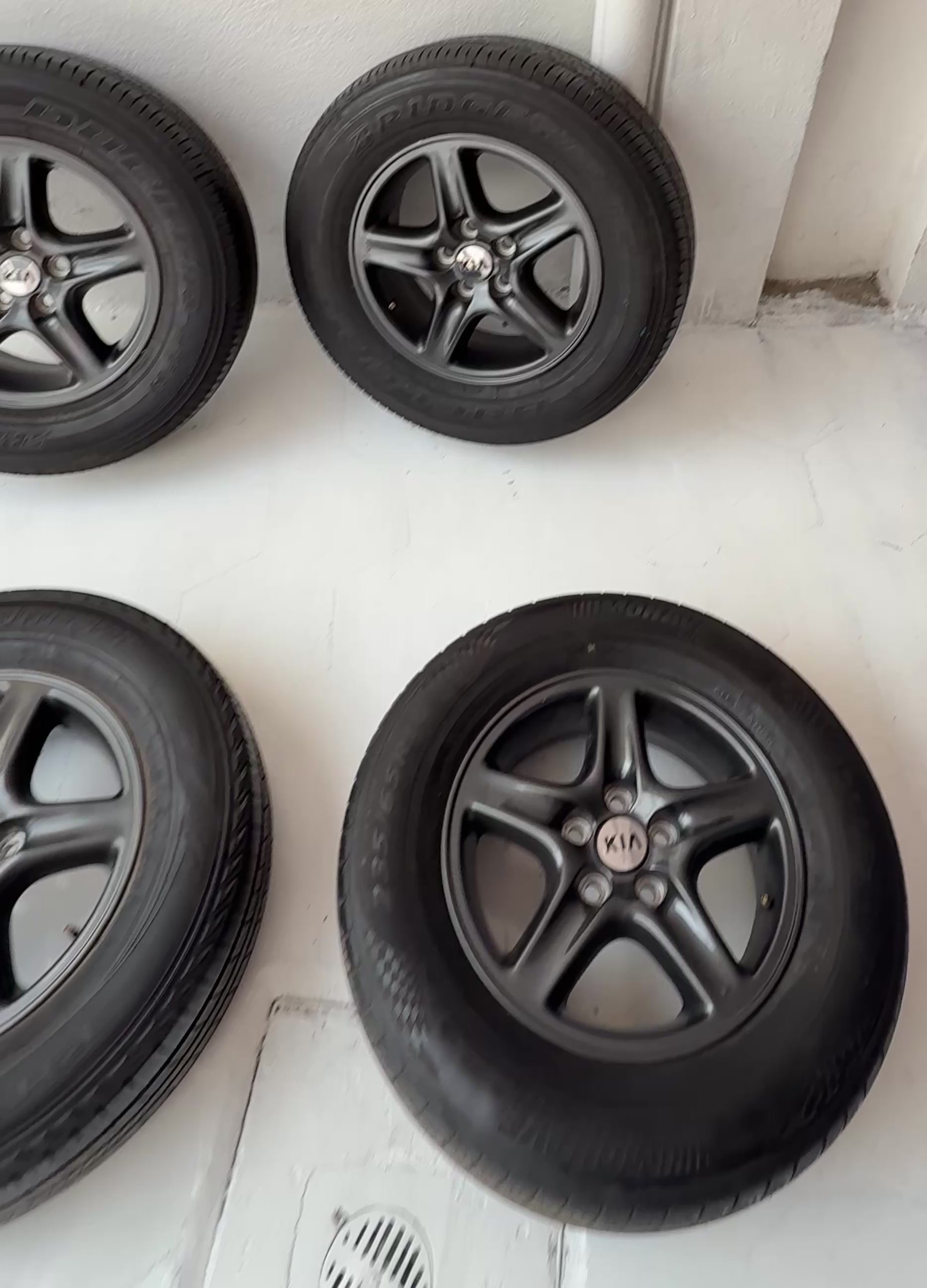 4 Rines con llantas 16” Kia Sportage, Forte y Optima – 5×114