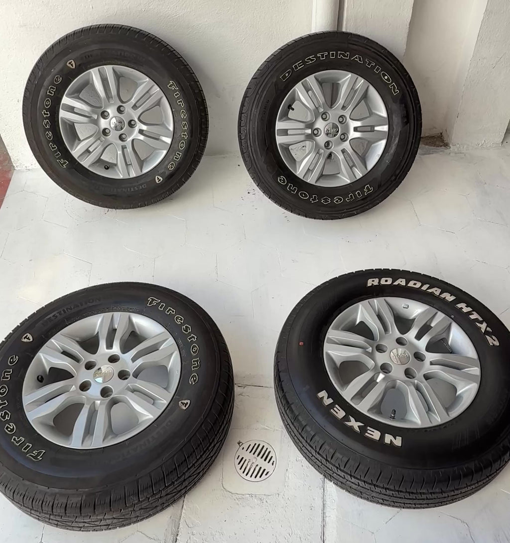4 Rines con llantas 16” Jeep Liberty, Patriot, Compass, Wrangler, Dodge Nitro, Caravan y Voyager – 5×114