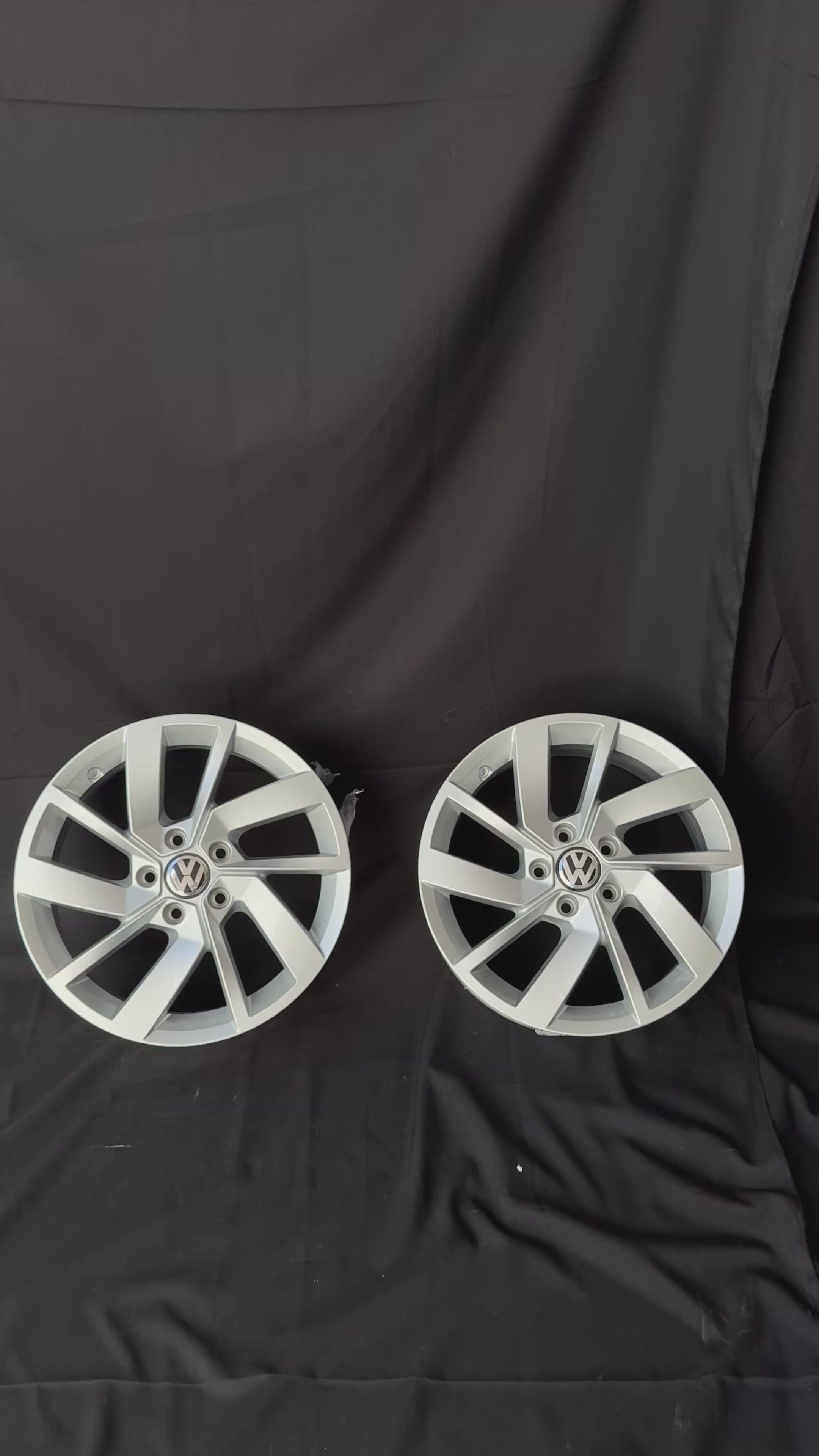 4 Rines 17” Volkswagen Golf TSI A8 A7 Originales Nuevos