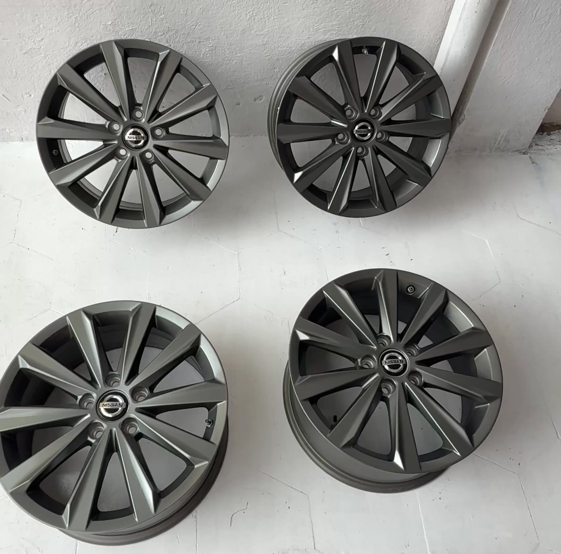 Nissan rines 17 originales nuevos 5-114
Rouge xtrel altima centra junke 12900