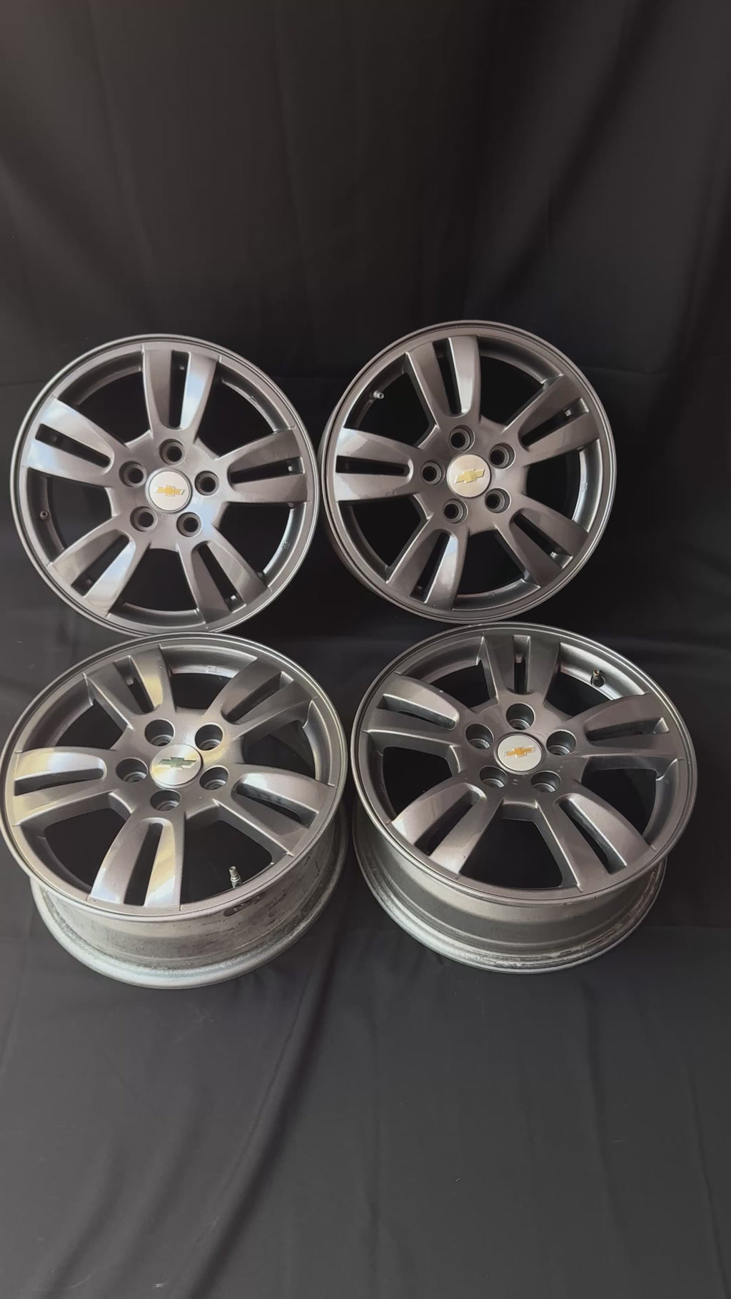 4 Rines 15” Chevrolet Trax Cavalier Onix Sonic Originales 5x105